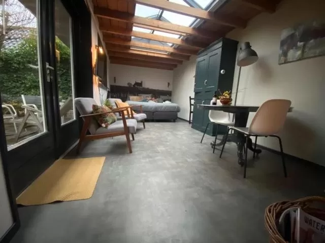 Seating Area in B&B de Garaazje