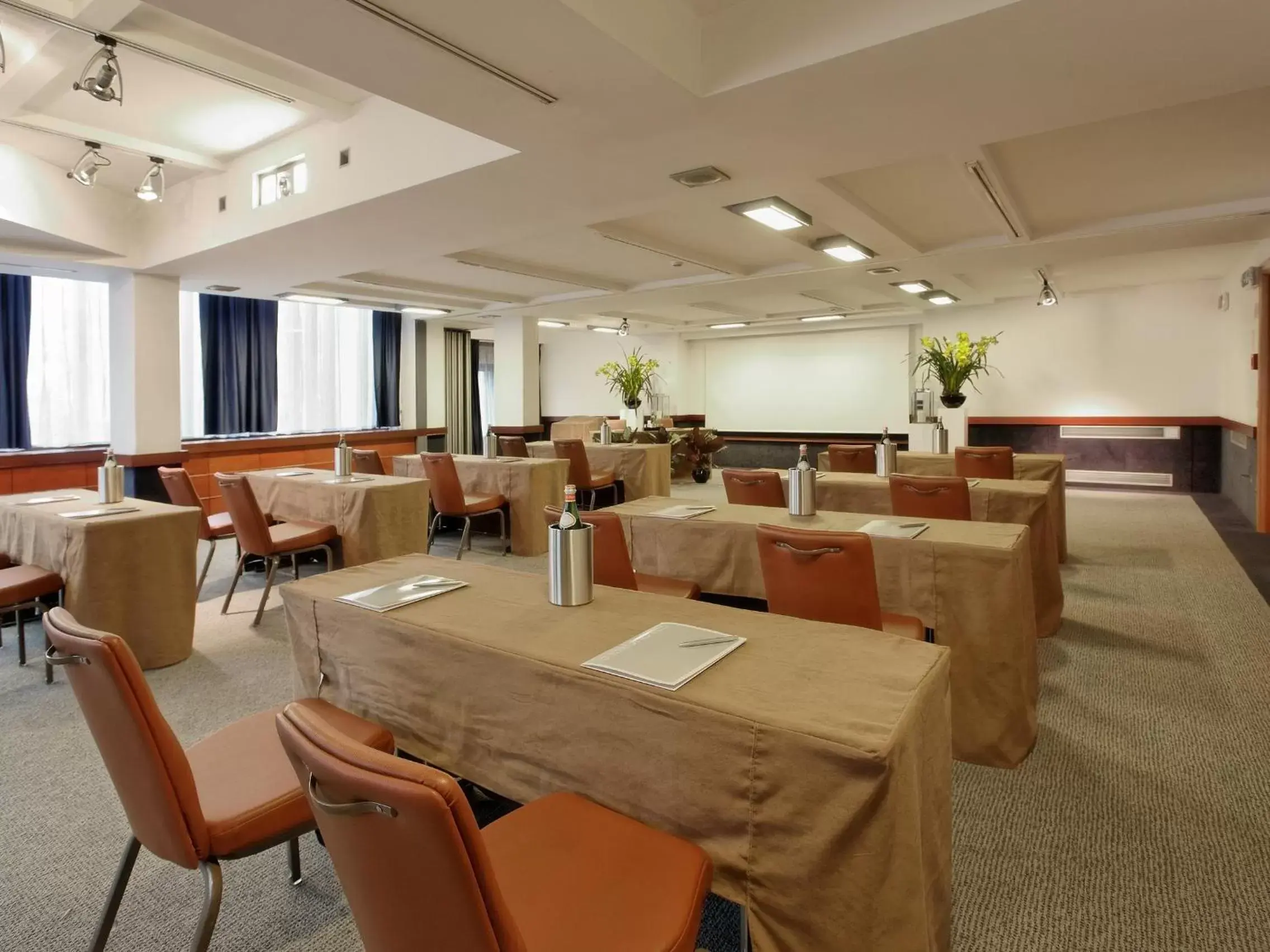 Banquet/Function facilities, Restaurant/Places to Eat in Starhotels Michelangelo Florence