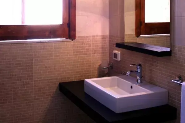 Bathroom in B&B Villa Francesco