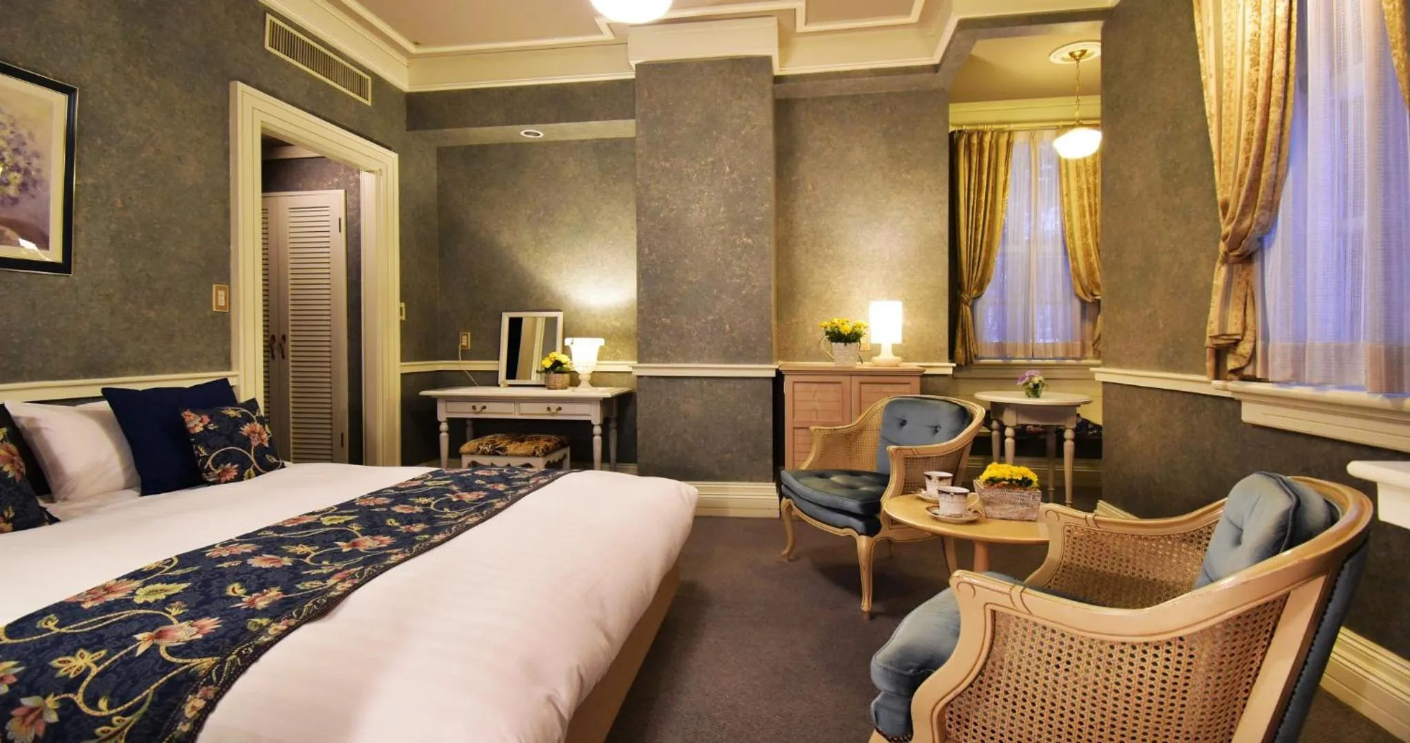 Superior Double Room (West Building) in Hotel La Neige