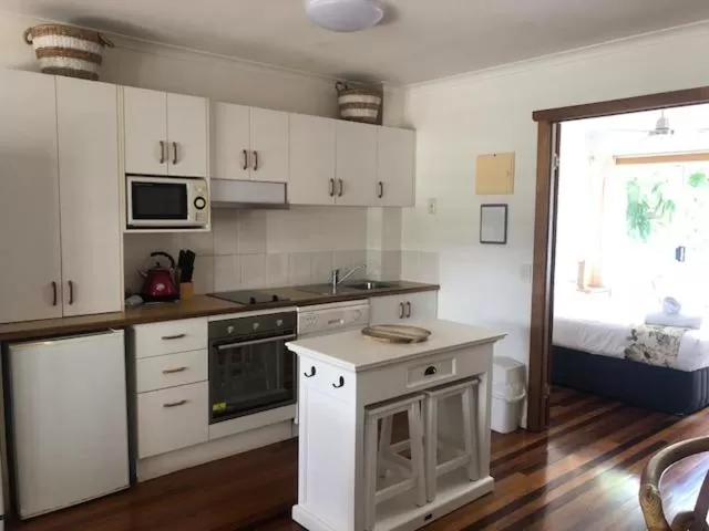 kitchen in South Pacific Resort & Spa Noosa