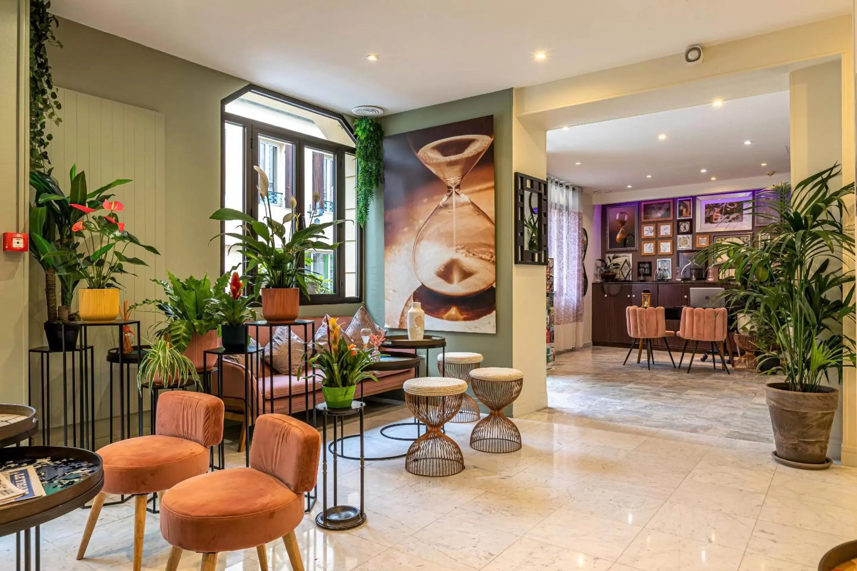 Lobby or reception, Lobby/Reception in Hotel Ariane Montparnasse by Patrick Hayat