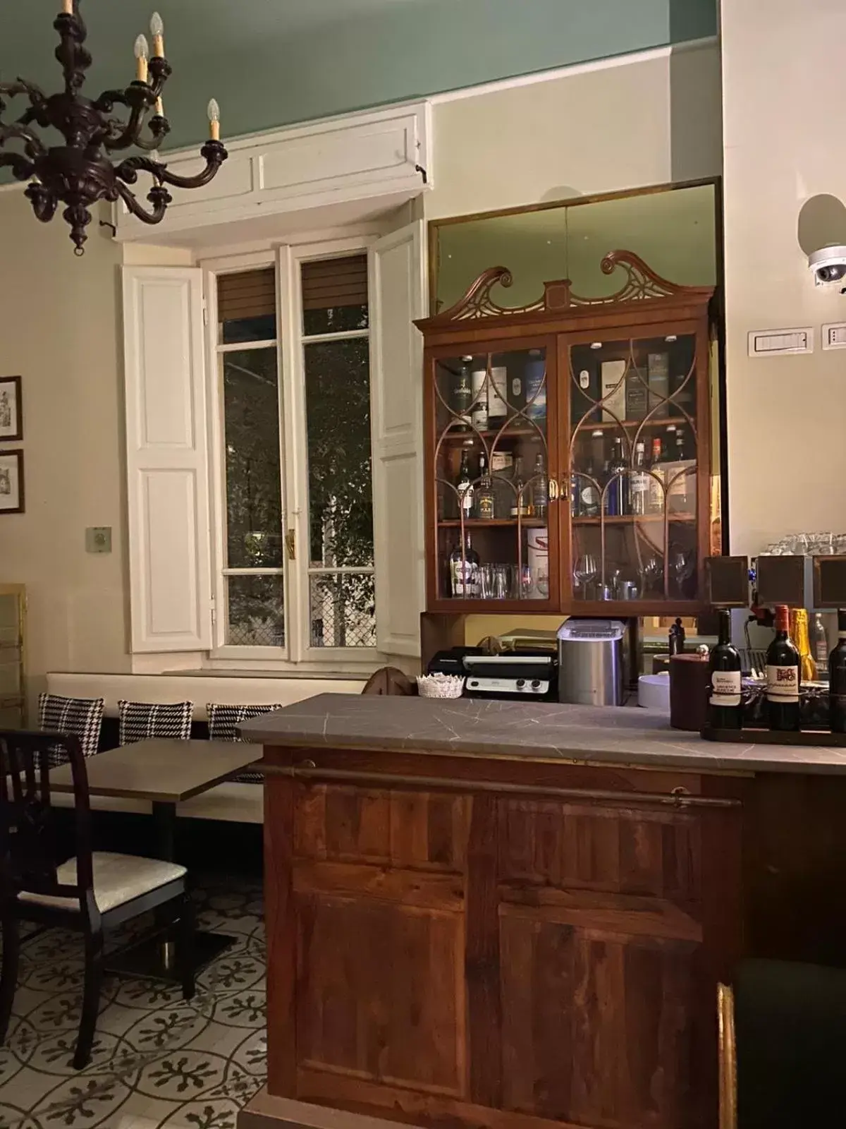 Lounge or bar in Villa Tower Inn