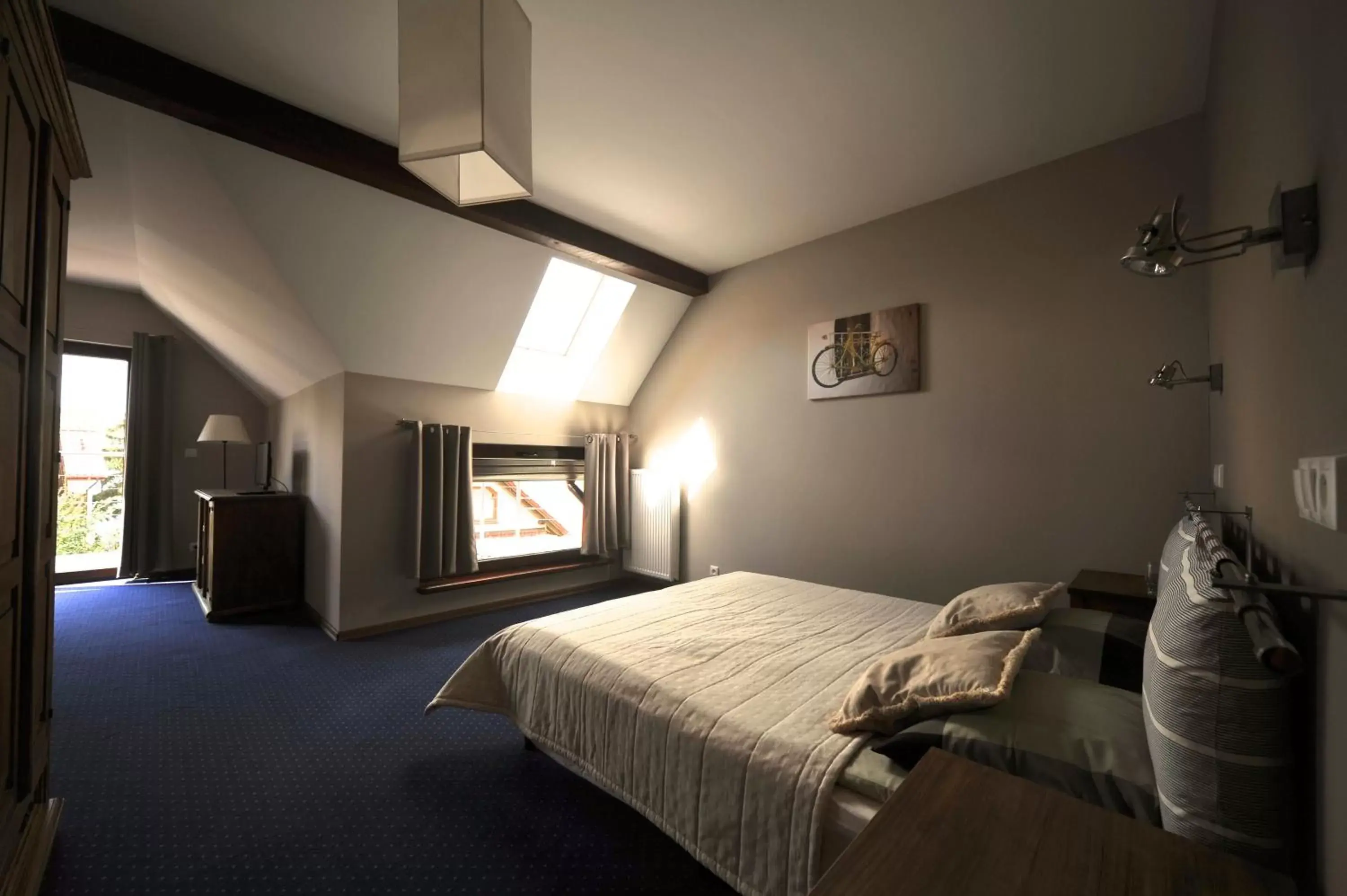 Triple Room with Terrace and Lake View in Vertigo Narie Triple Room with Terrace and Lake View in Vertigo Narie