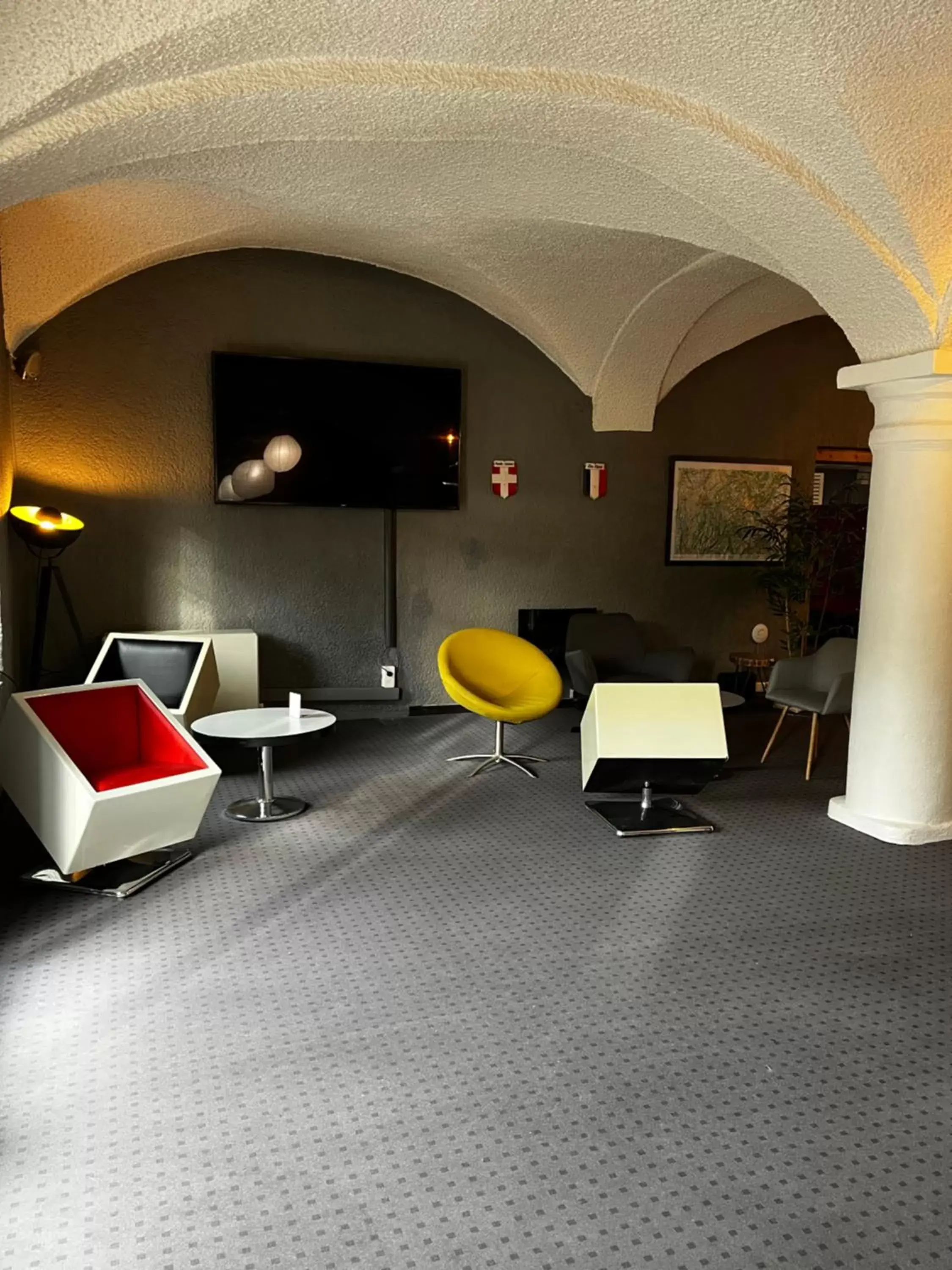 Lounge or bar, Seating Area in Sure Hotel by Best Western Annecy