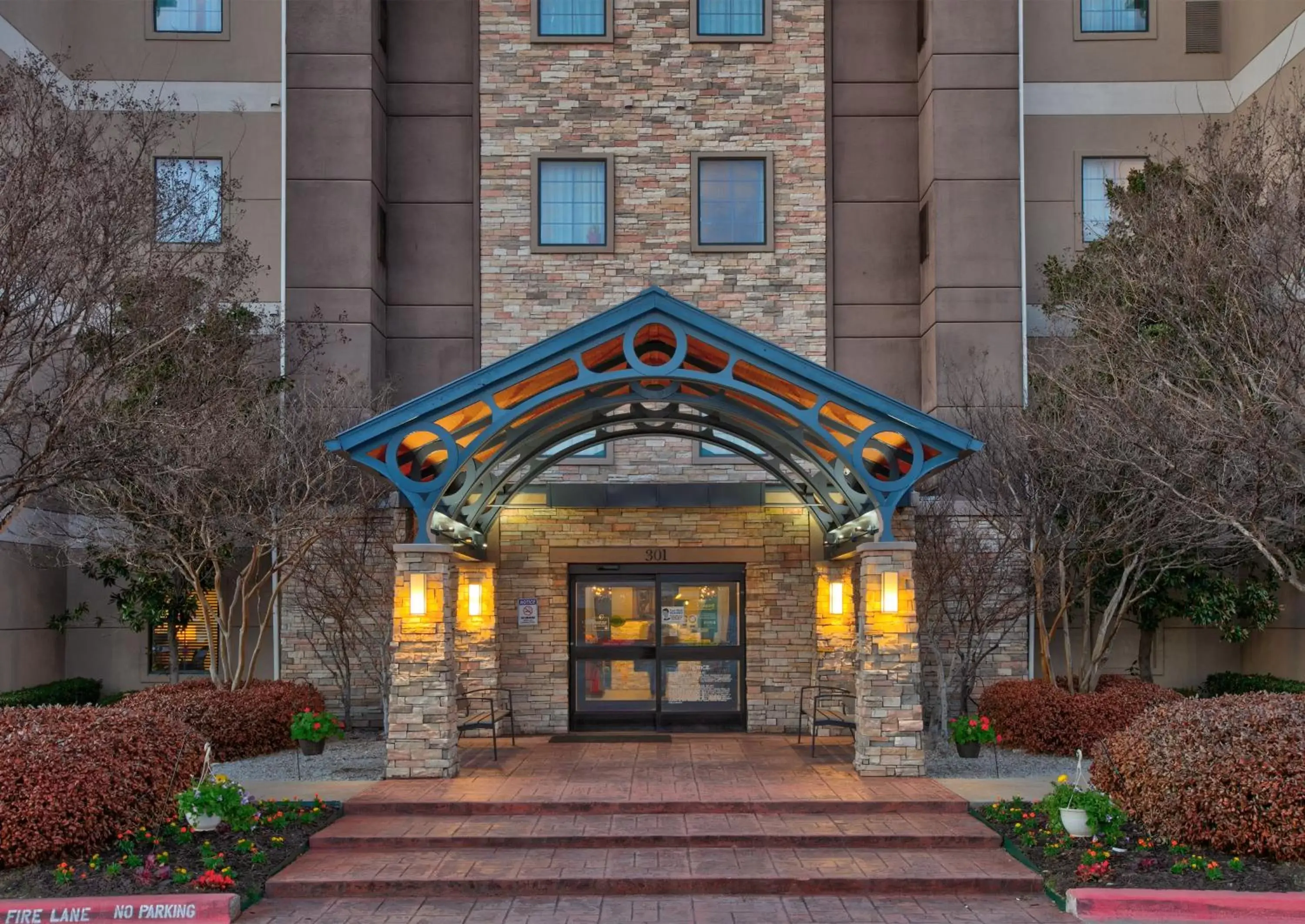 Facade/entrance in Staybridge Suites Plano - Richardson Area, an IHG Hotel