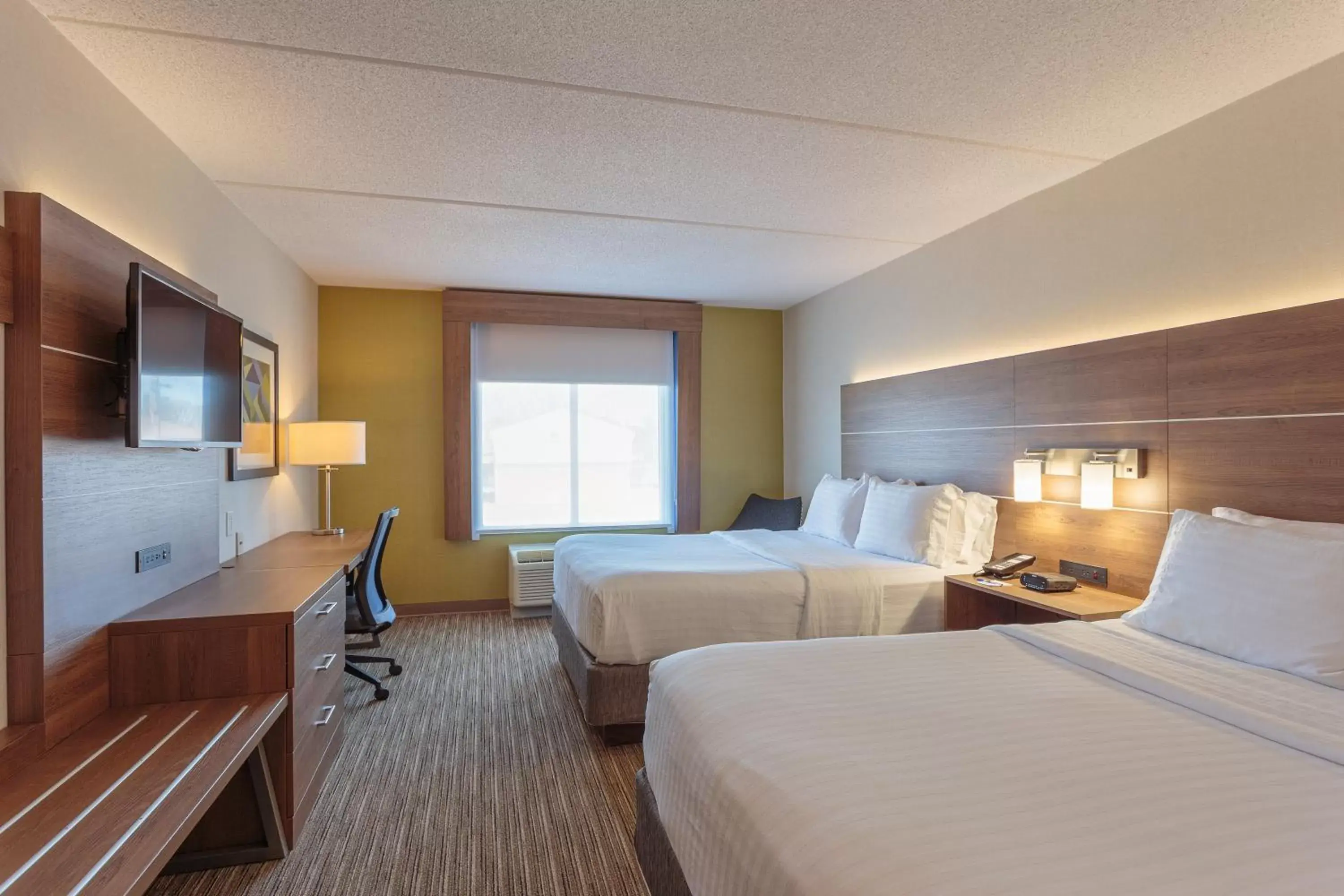 Photo of the whole room in Holiday Inn Express & Suites - Belleville, an IHG Hotel