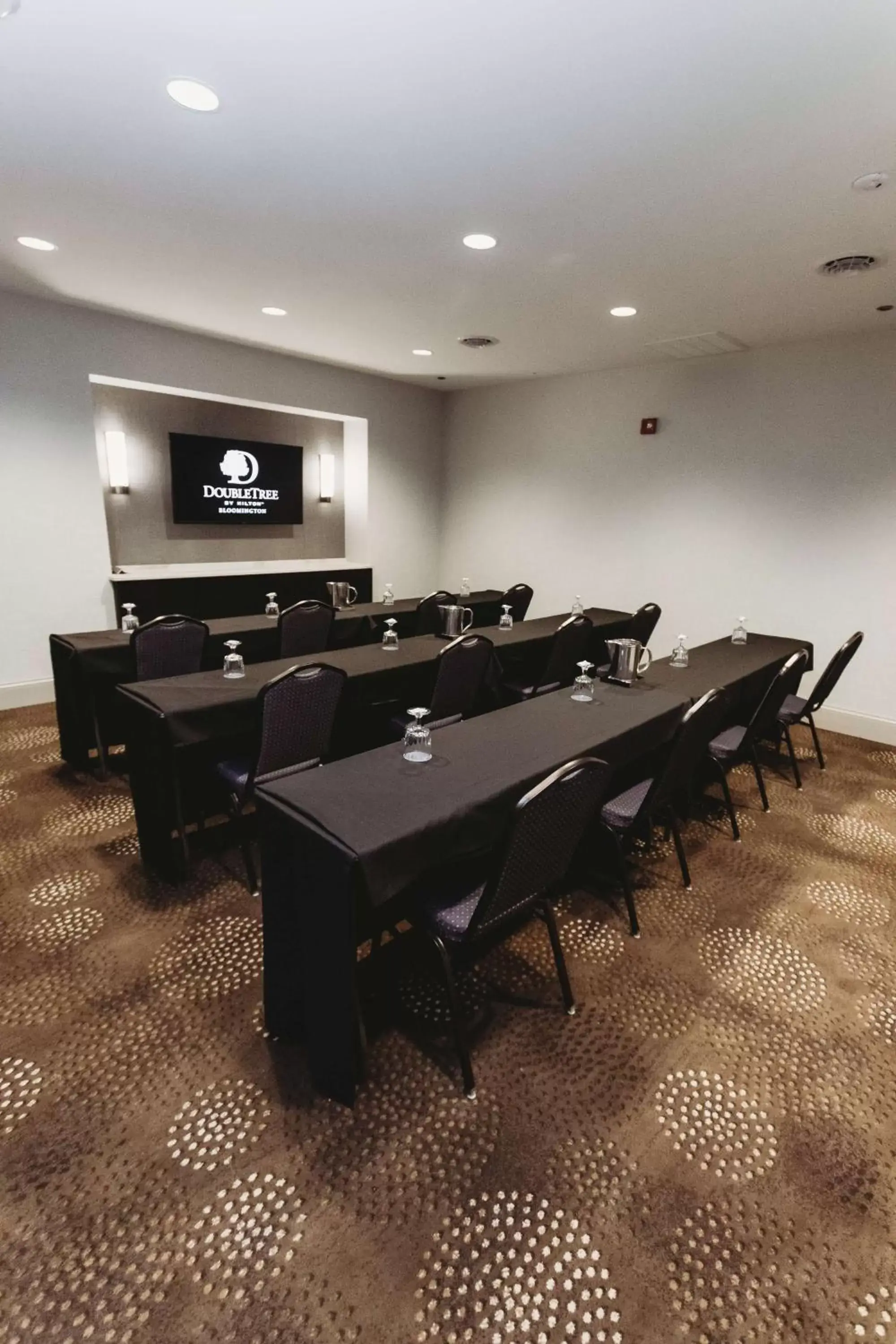 Meeting/conference room in DoubleTree by Hilton Bloomington