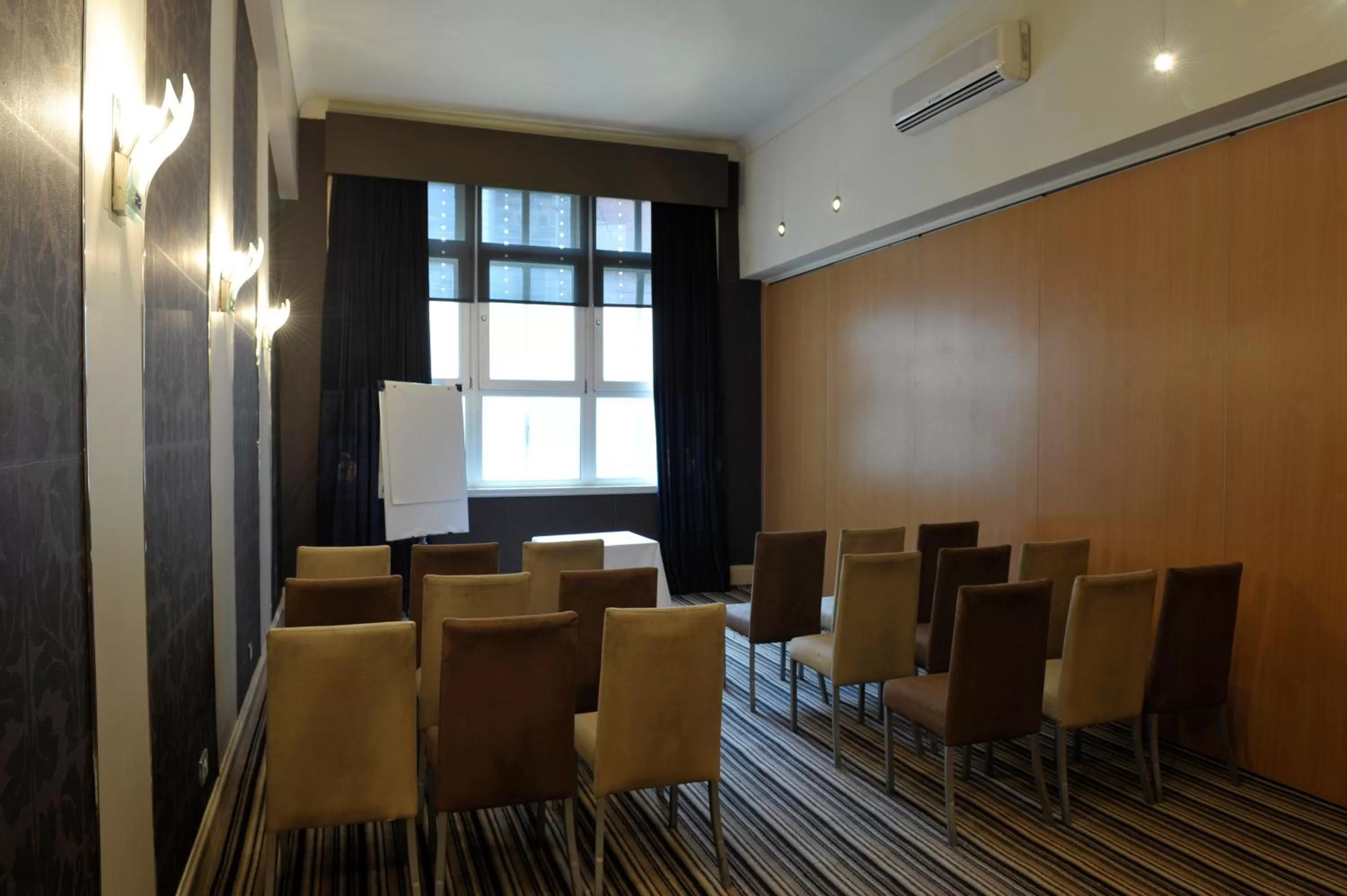 Business facilities in Arthouse Hotel Glasgow