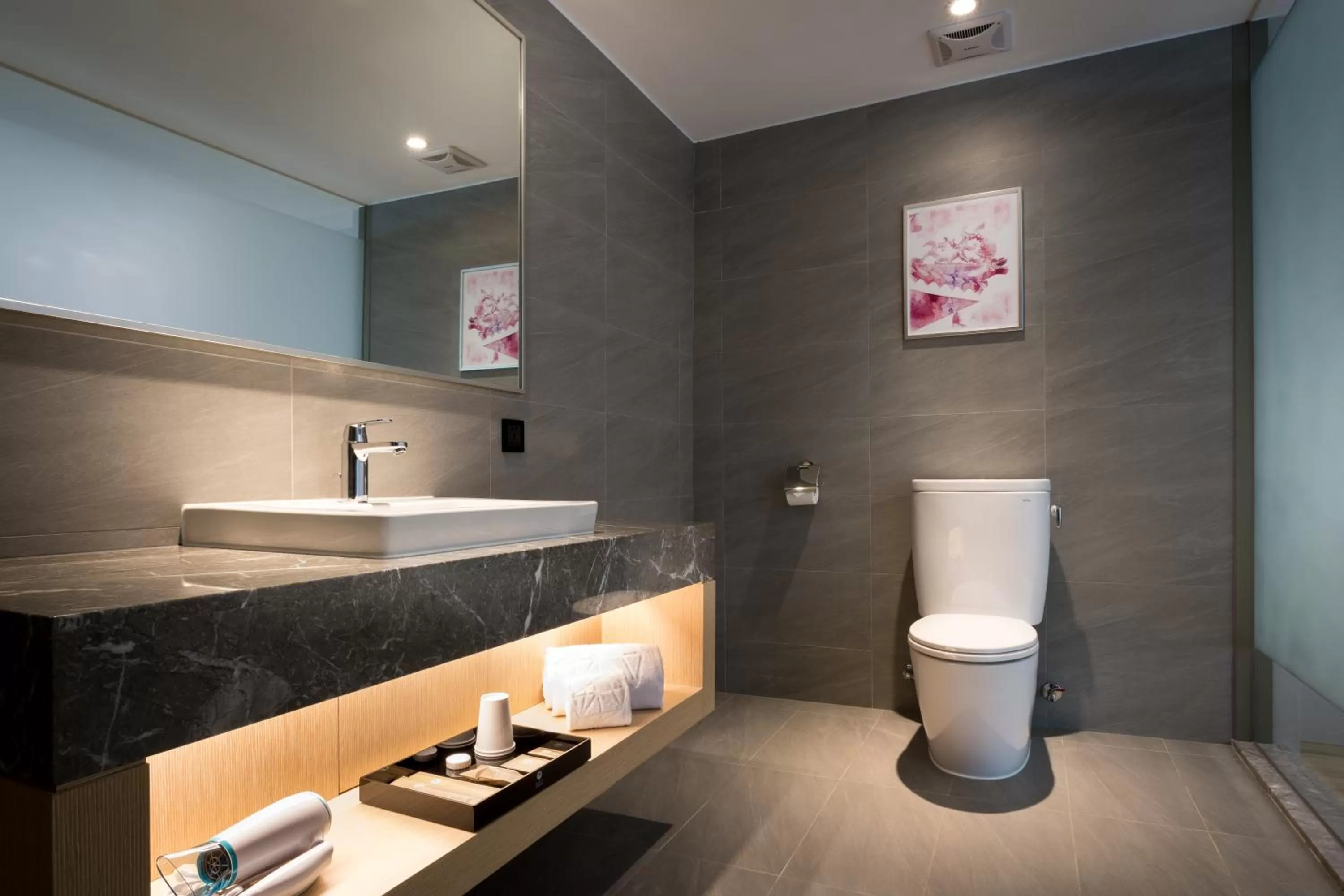 台南星鑽國際商旅 Hua Hotel