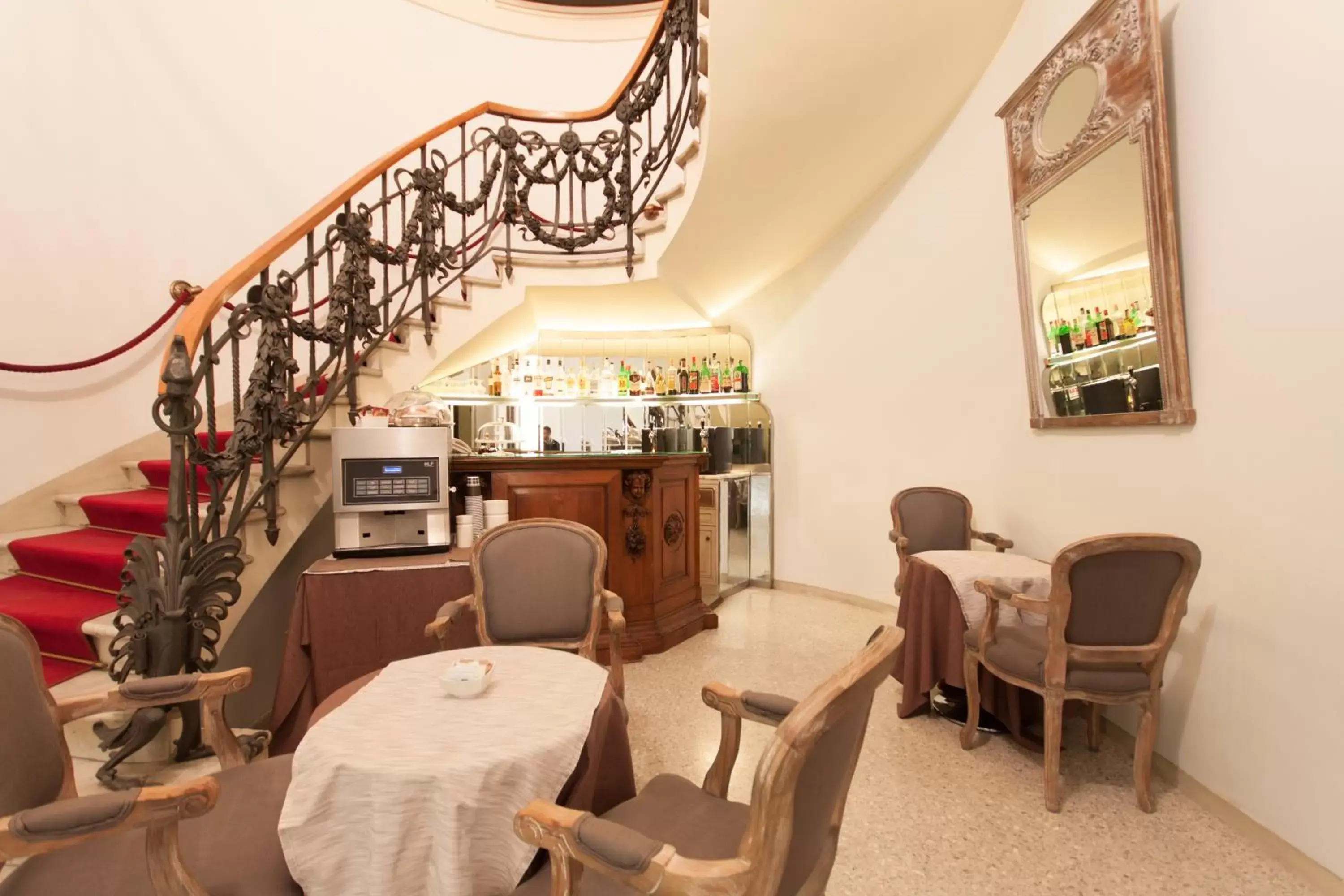 Lobby or reception in Hotel Grand'Italia Lobby or reception in Hotel Grand'Italia