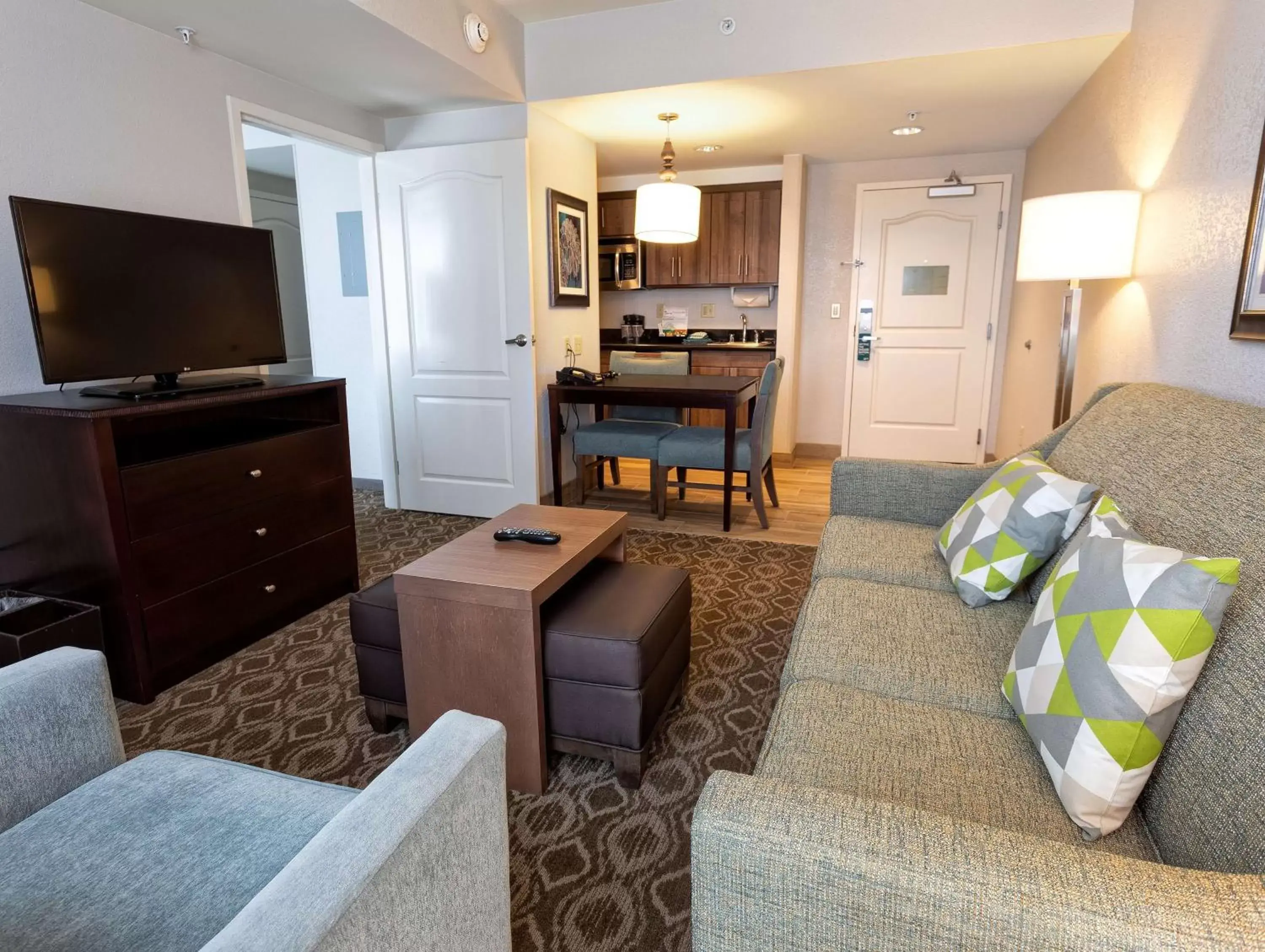 Living room, Seating Area in Homewood Suites by Hilton Carlsbad-North San Diego County