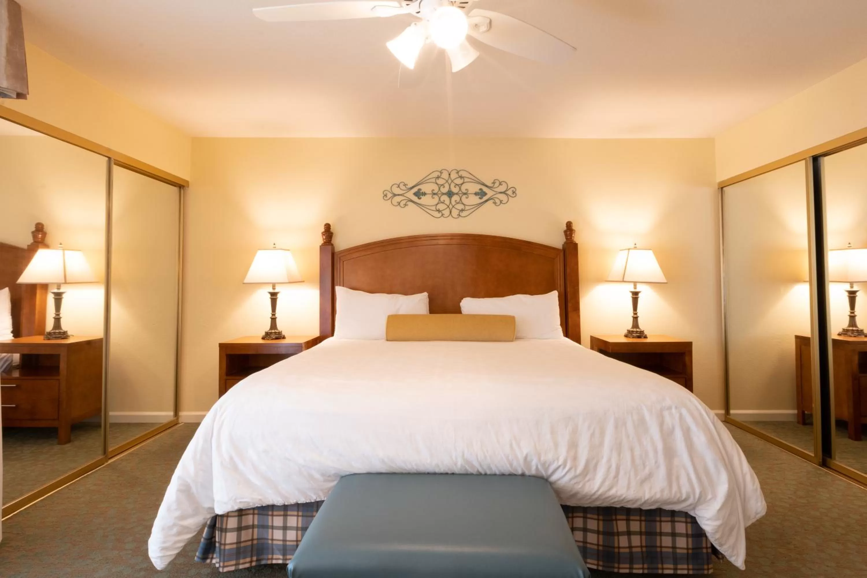 One-Bedroom Suite in San Diego Country Estates