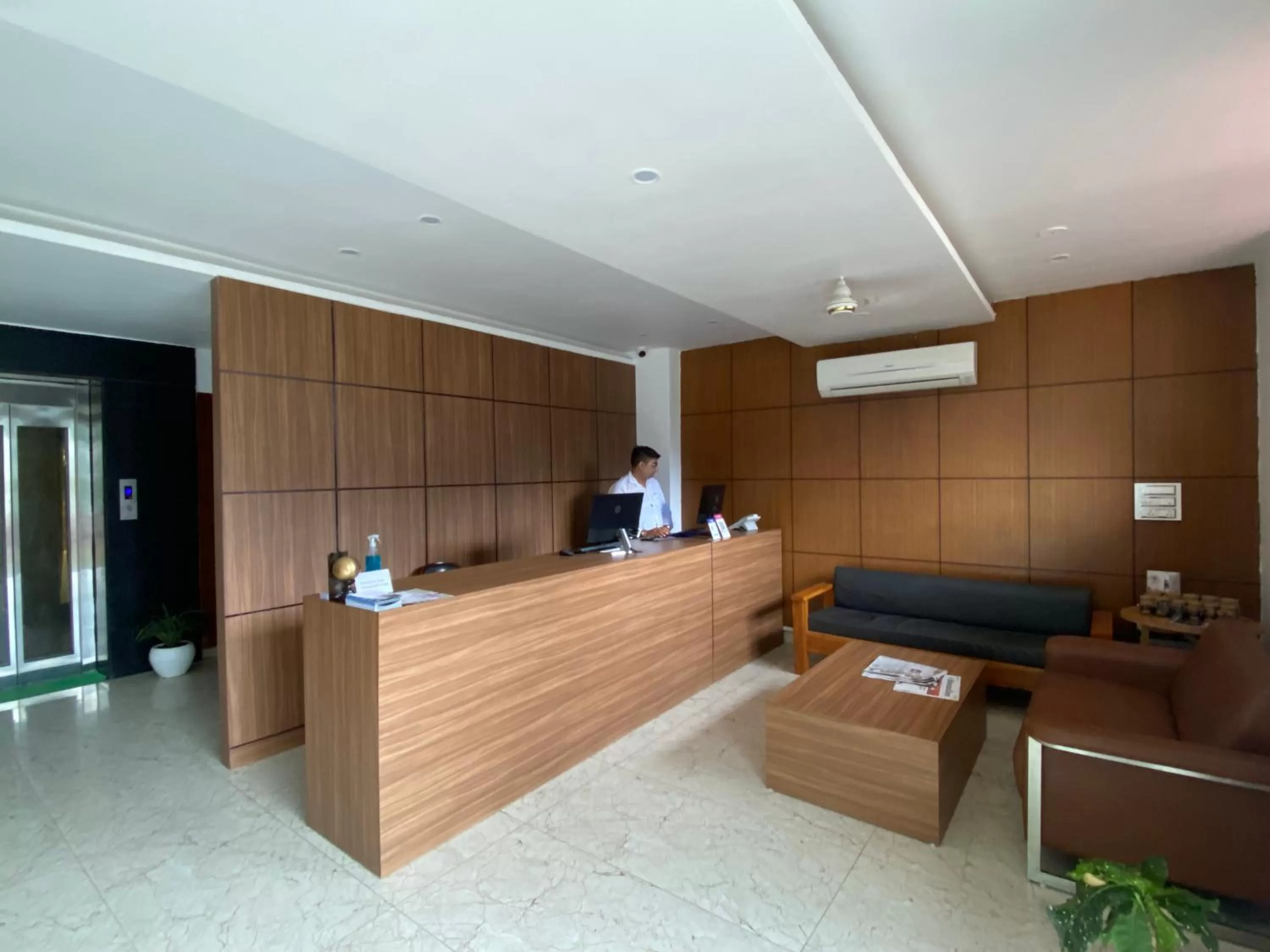 Lobby or reception in Hotel Shiva Yog Sthal