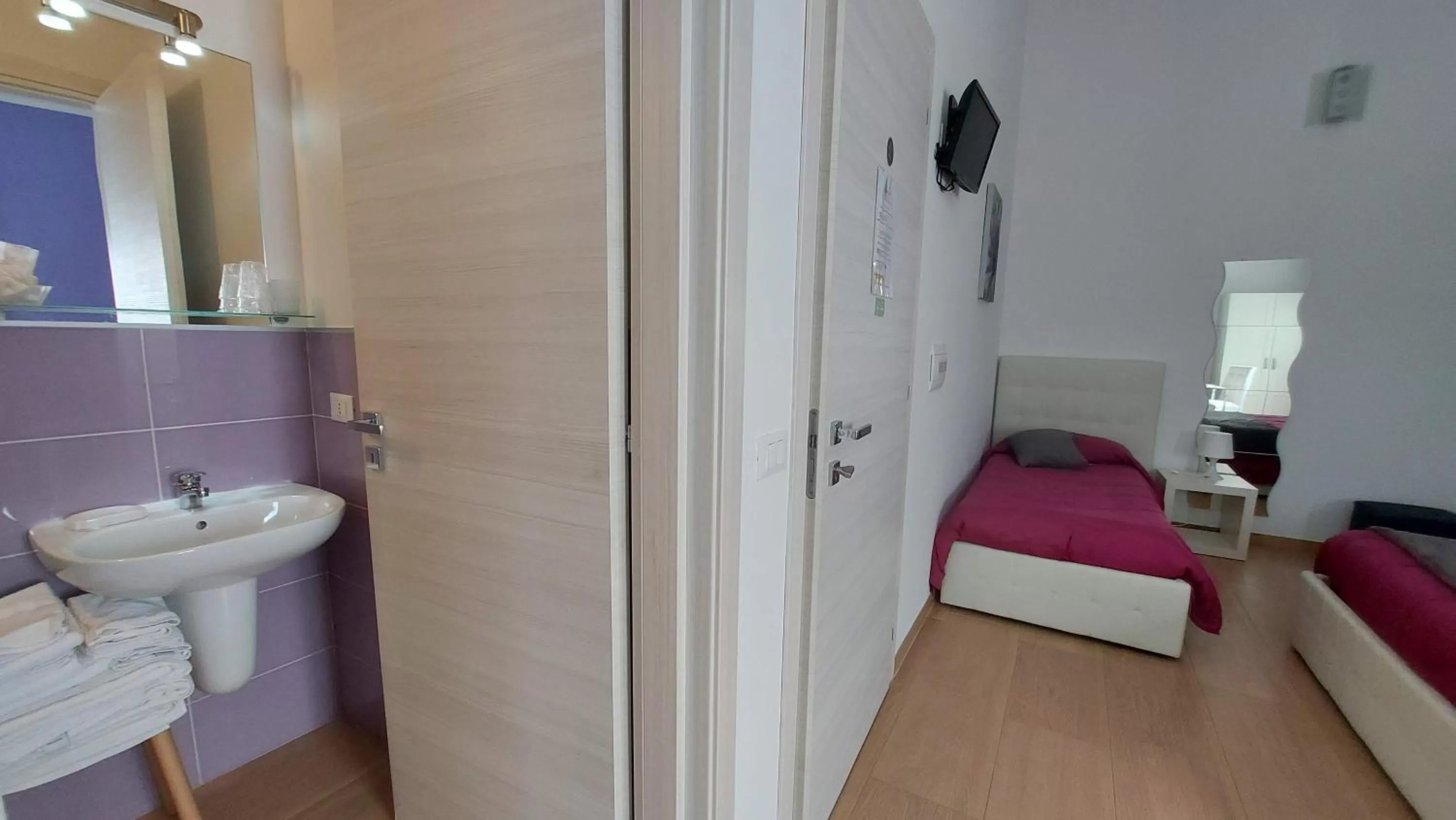 Bathroom, Bed in La Suite Di Segesta