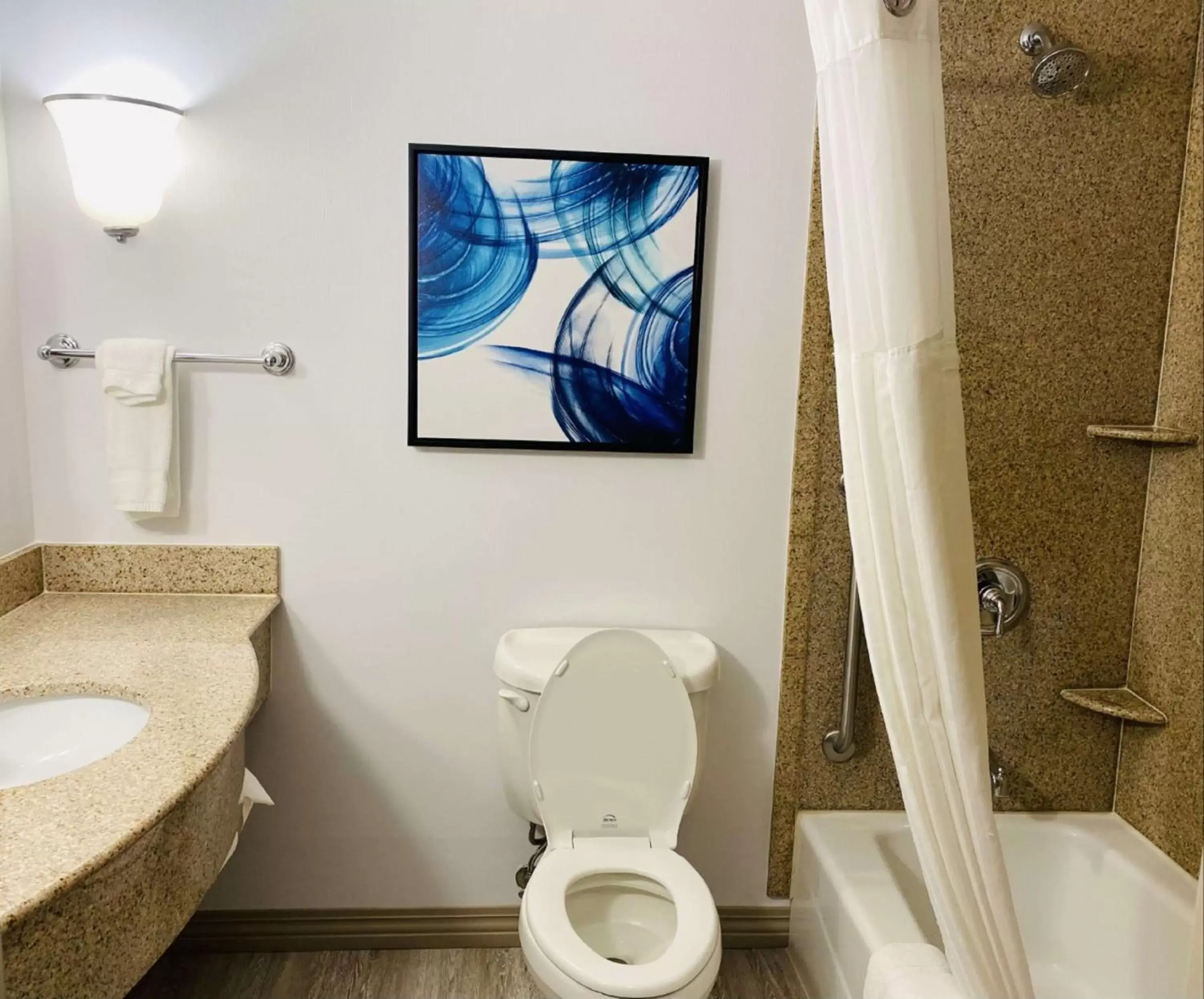 Bathroom in Hilton Garden Inn Columbia