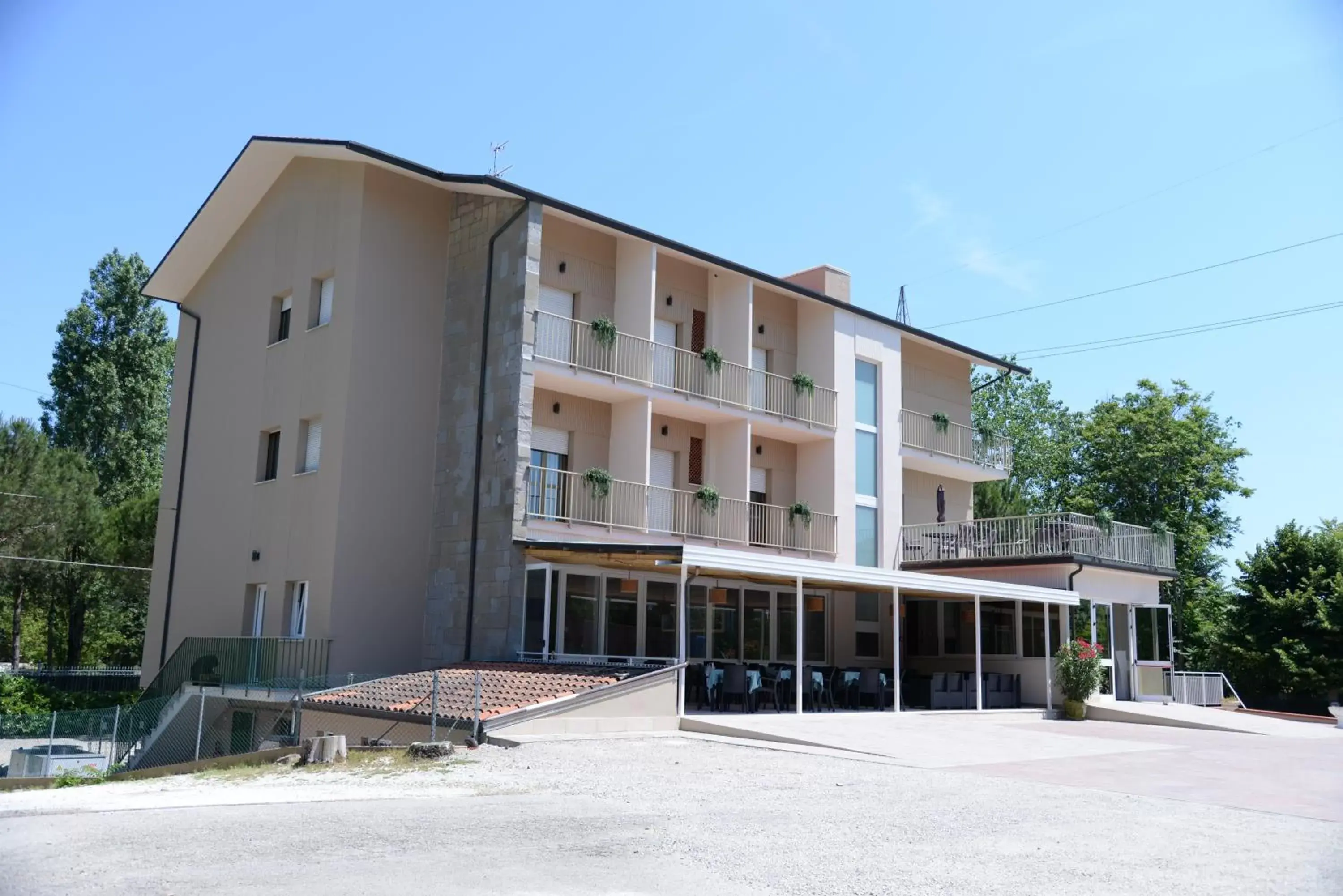 Facade/entrance, Property Building in Infinity