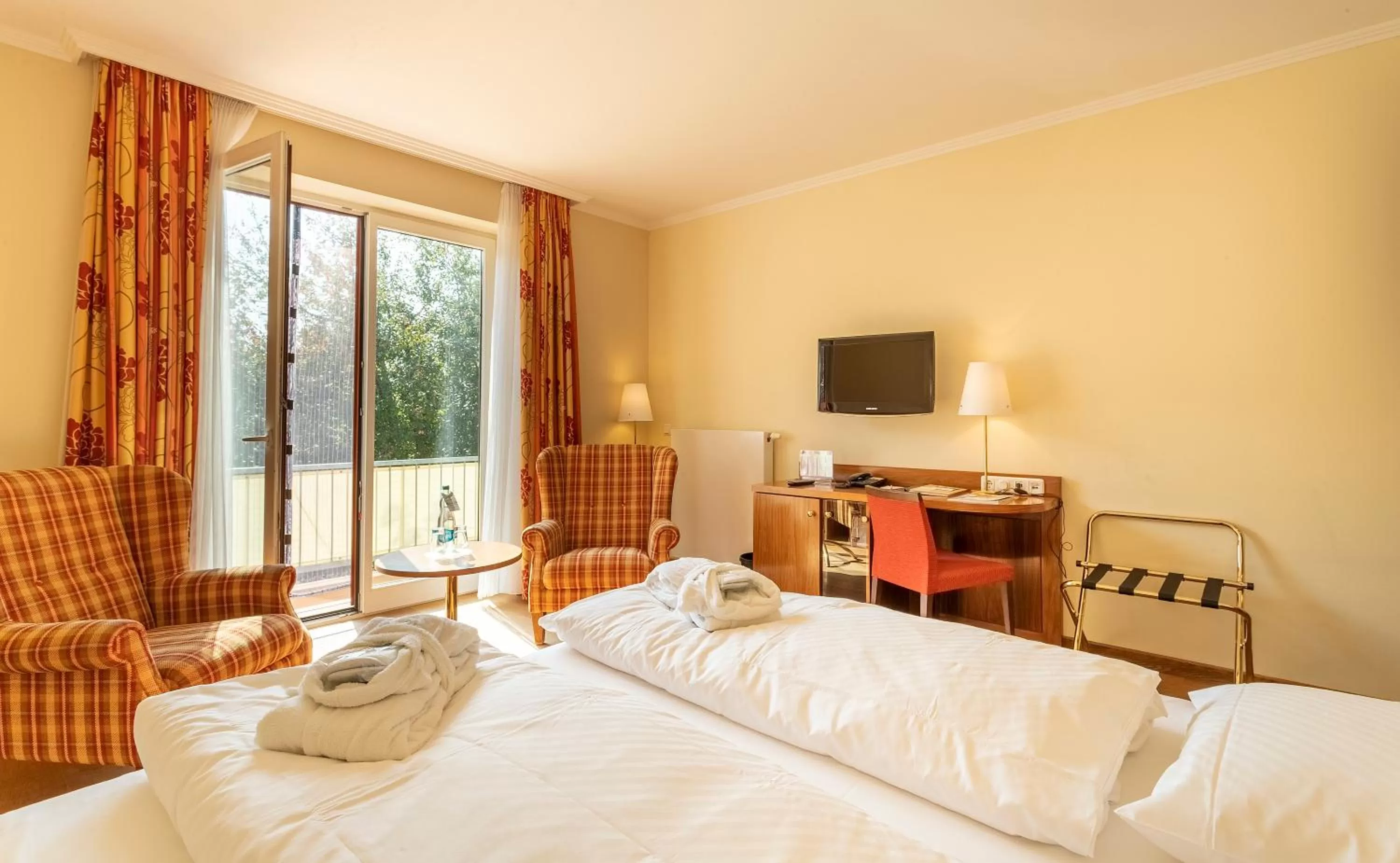 Double Room with Balcony - single occupancy in Ringhotel Warnemünder Hof