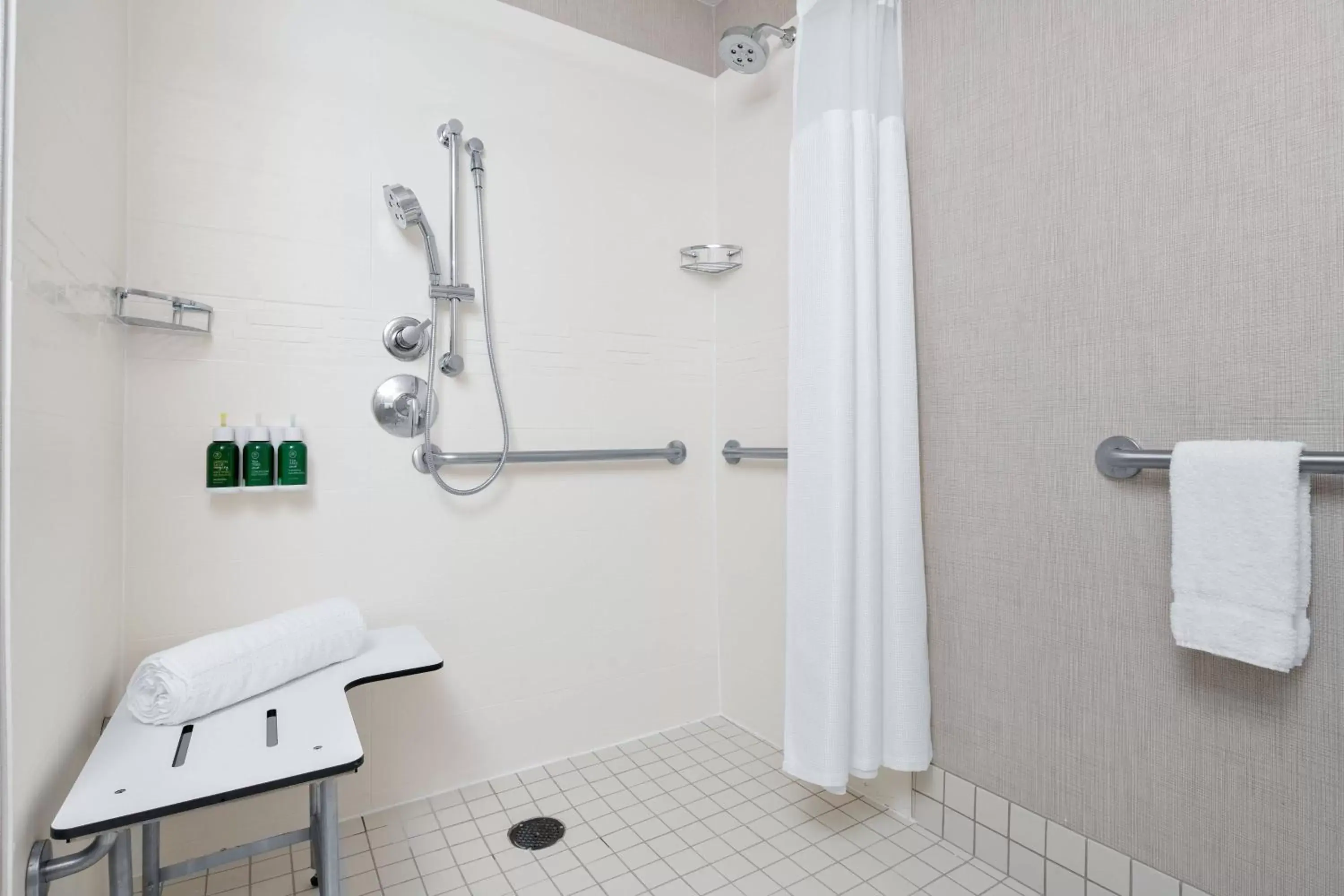 Bathroom in Residence Inn San Diego Rancho Bernardo Scripps Poway