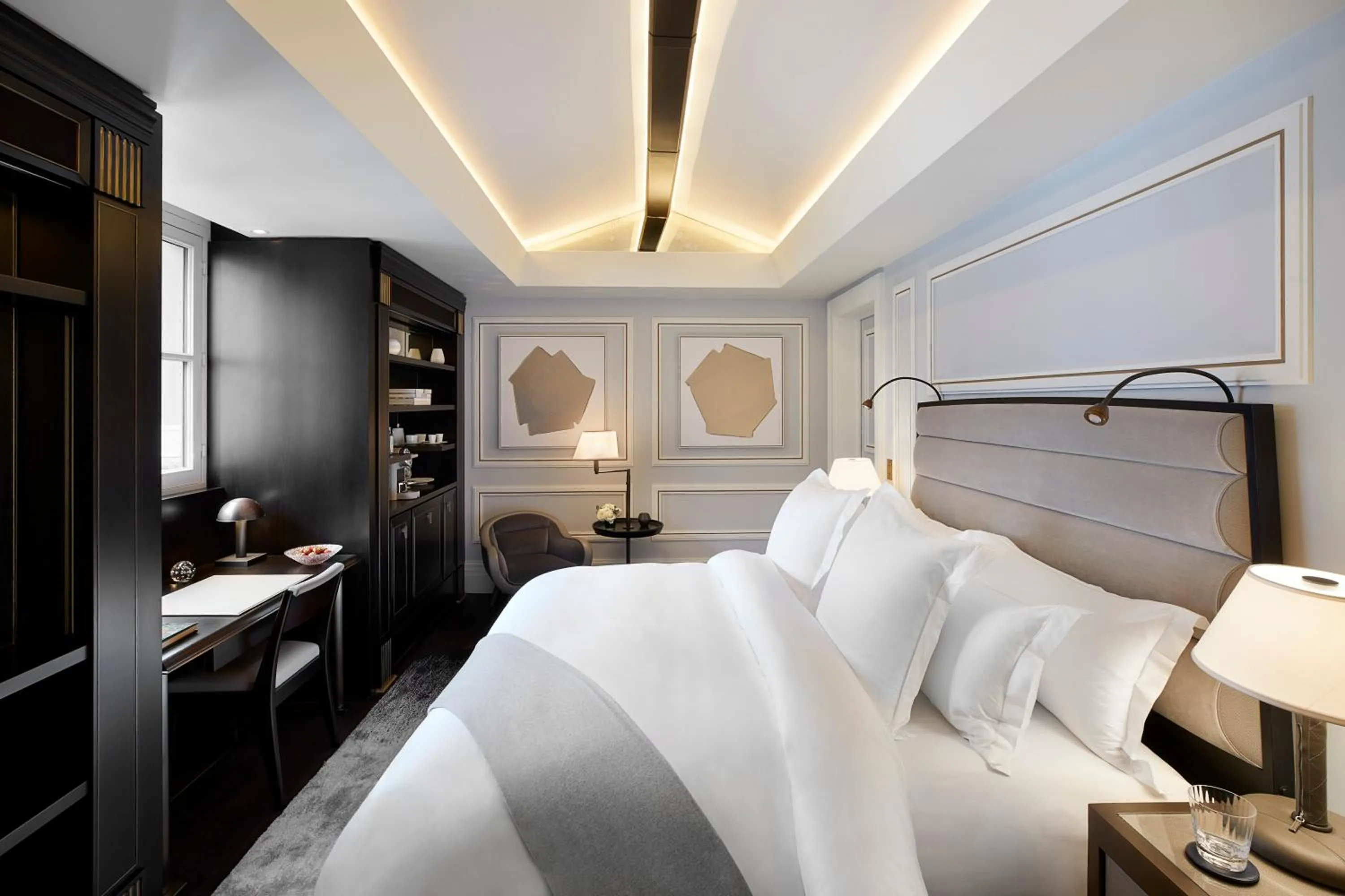 Photo of the whole room, Bed in Maison Villeroy