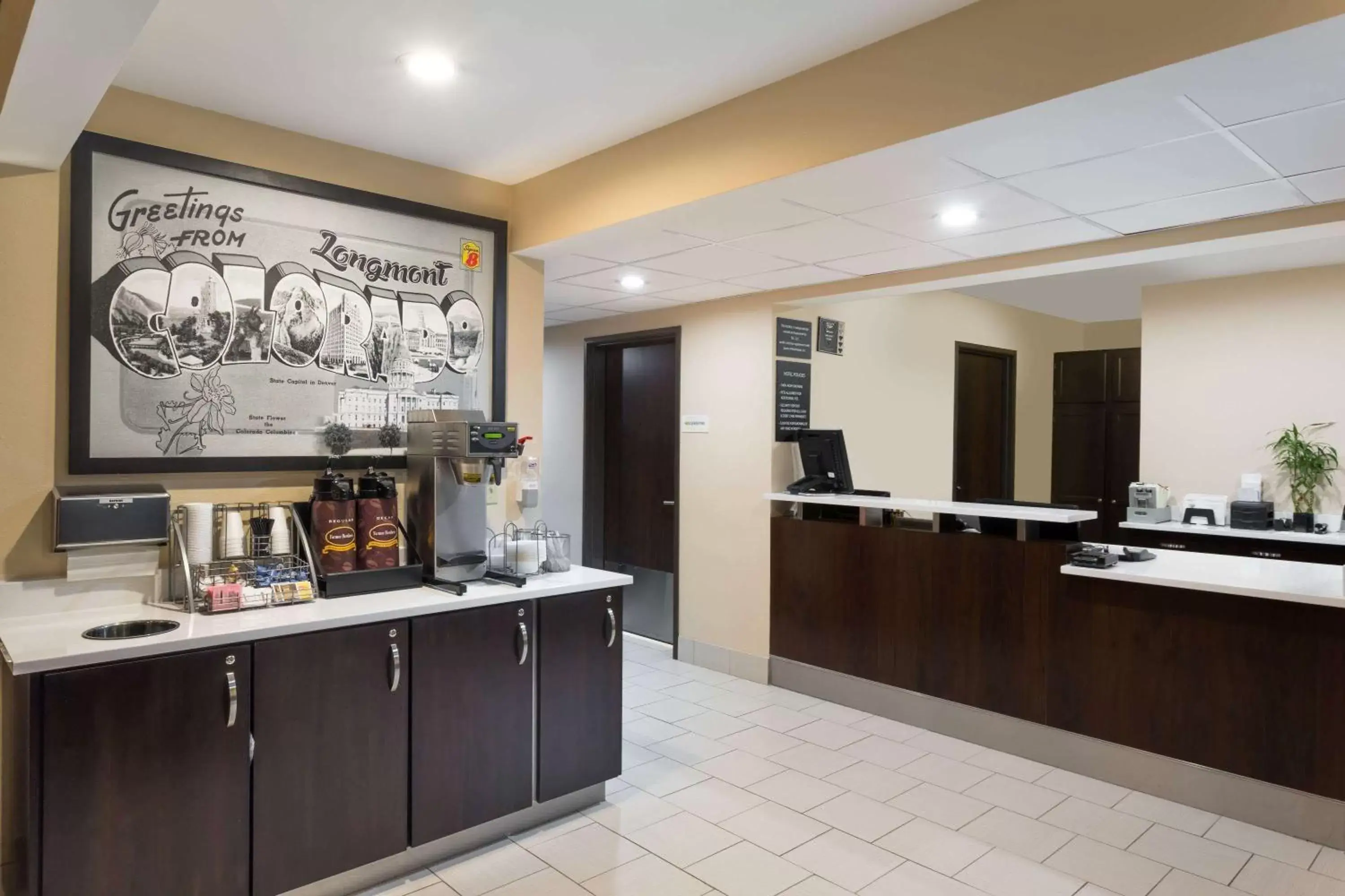 Lobby or reception in Super 8 by Wyndham Longmont/Twin Peaks Lobby or reception in Super 8 by Wyndham Longmont/Twin Peaks