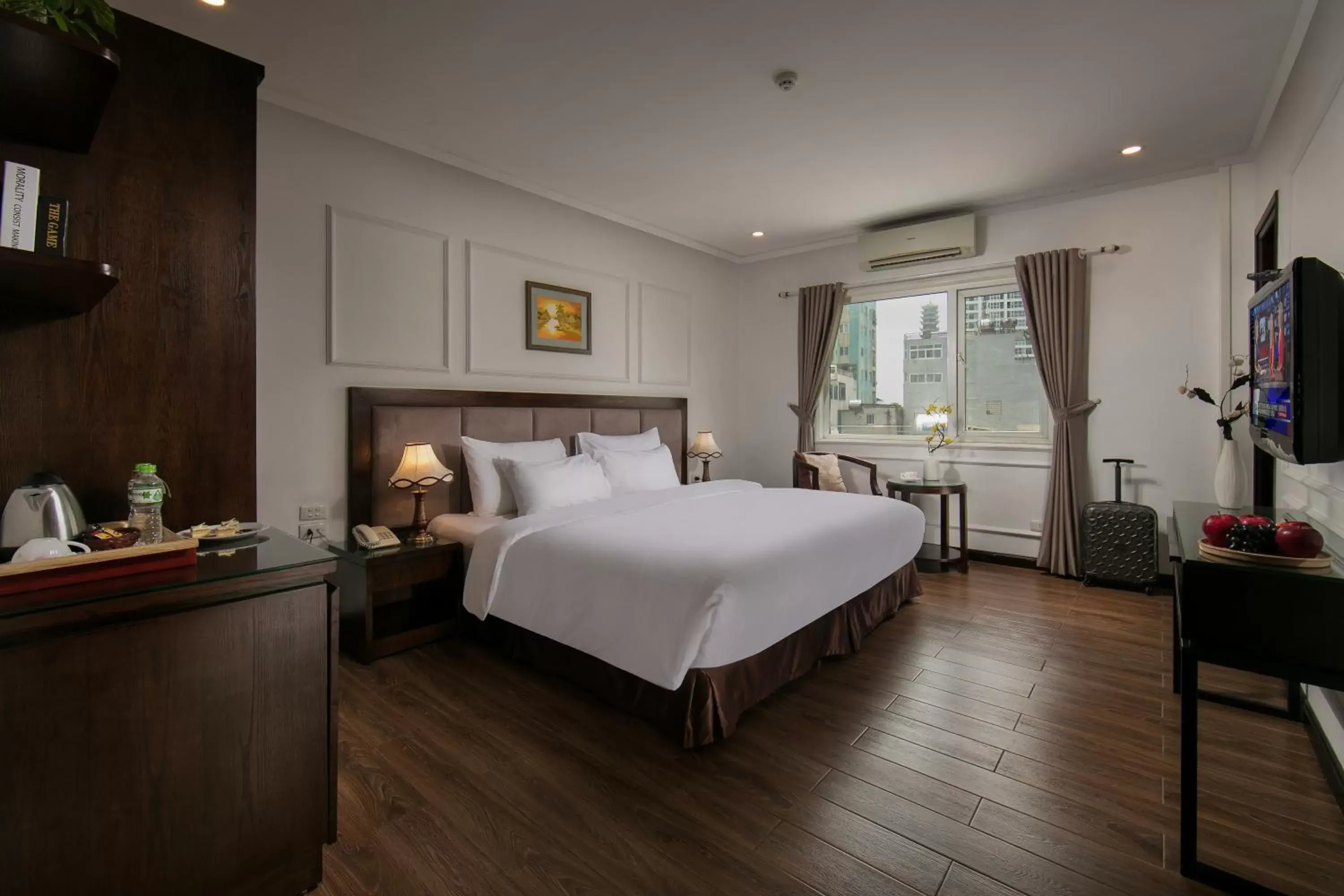 Photo of the whole room, Bed in Hong Ngoc Cochinchine Boutique Hotel & Spa