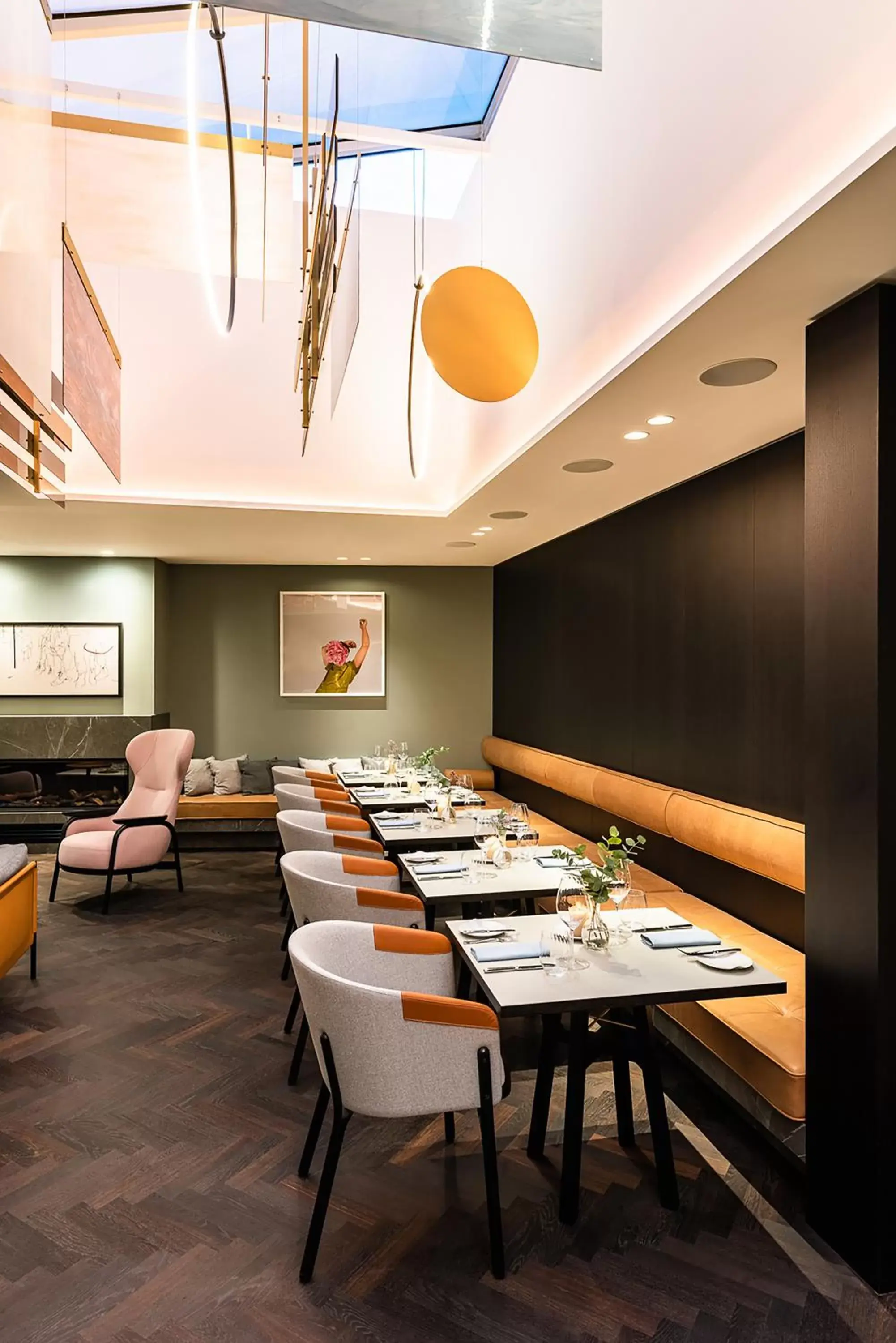 Restaurant/places to eat in Maximilian Hotel Restaurant/places to eat in Maximilian Hotel