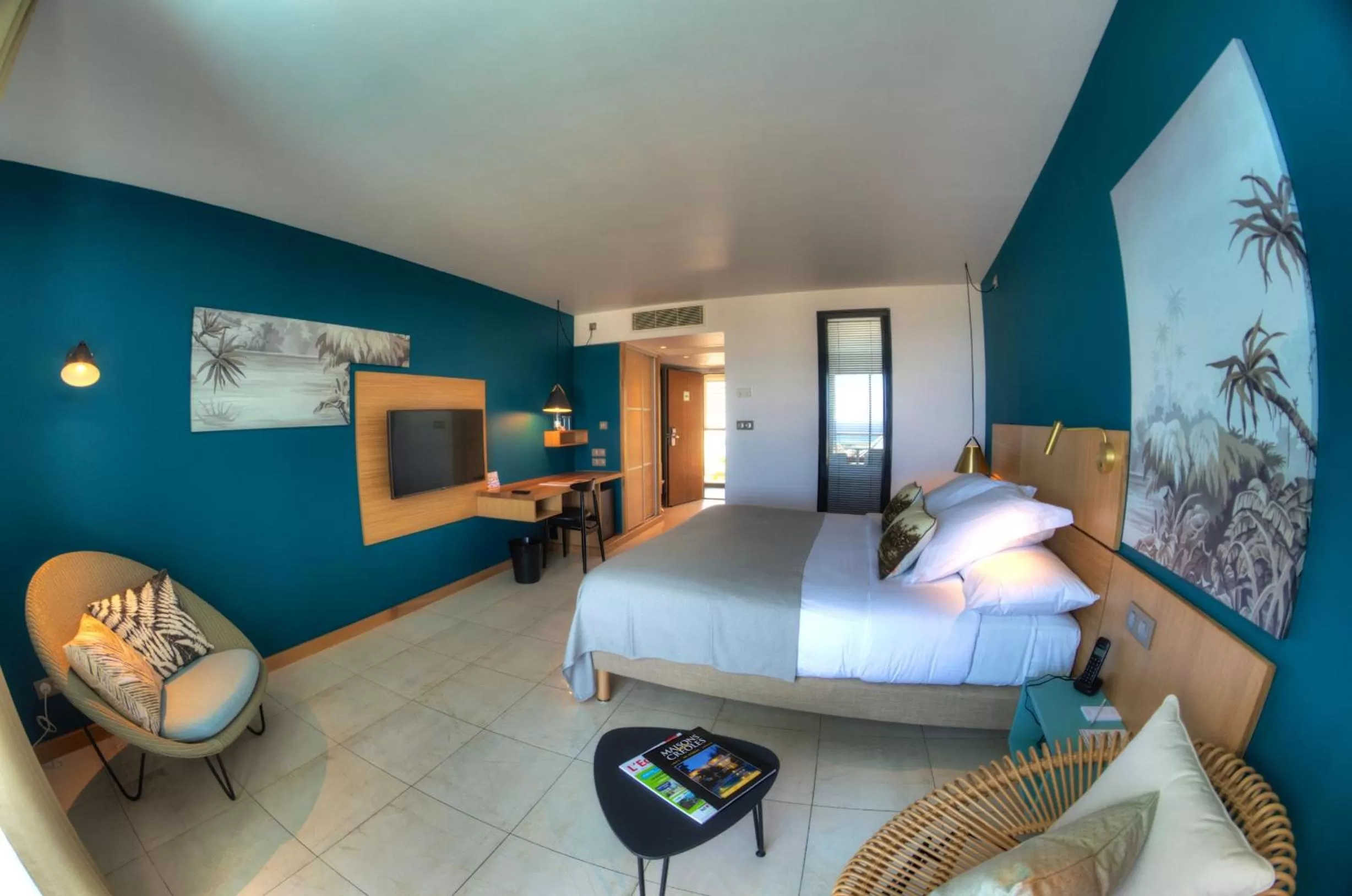 Photo of the whole room in Bellepierre