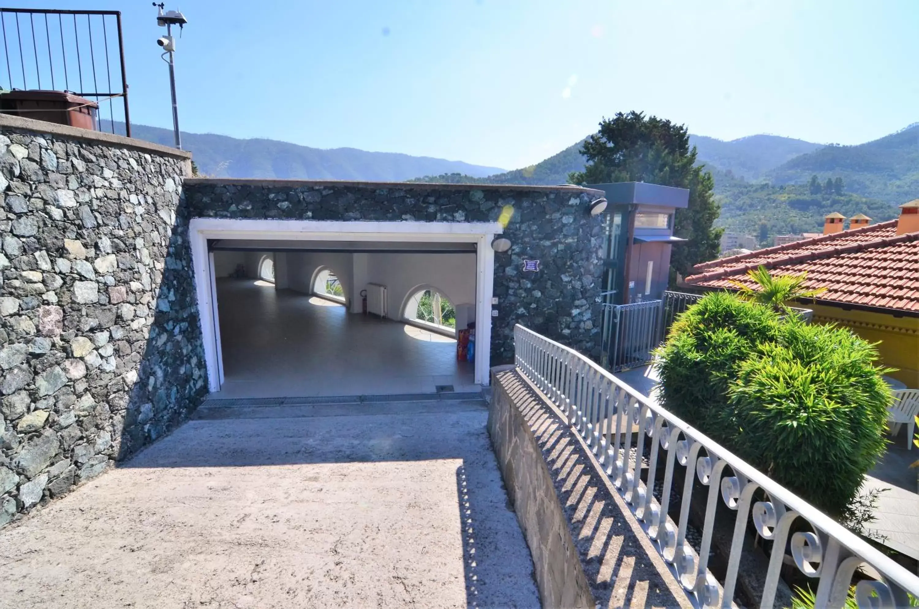 Parking in Villa Margherita