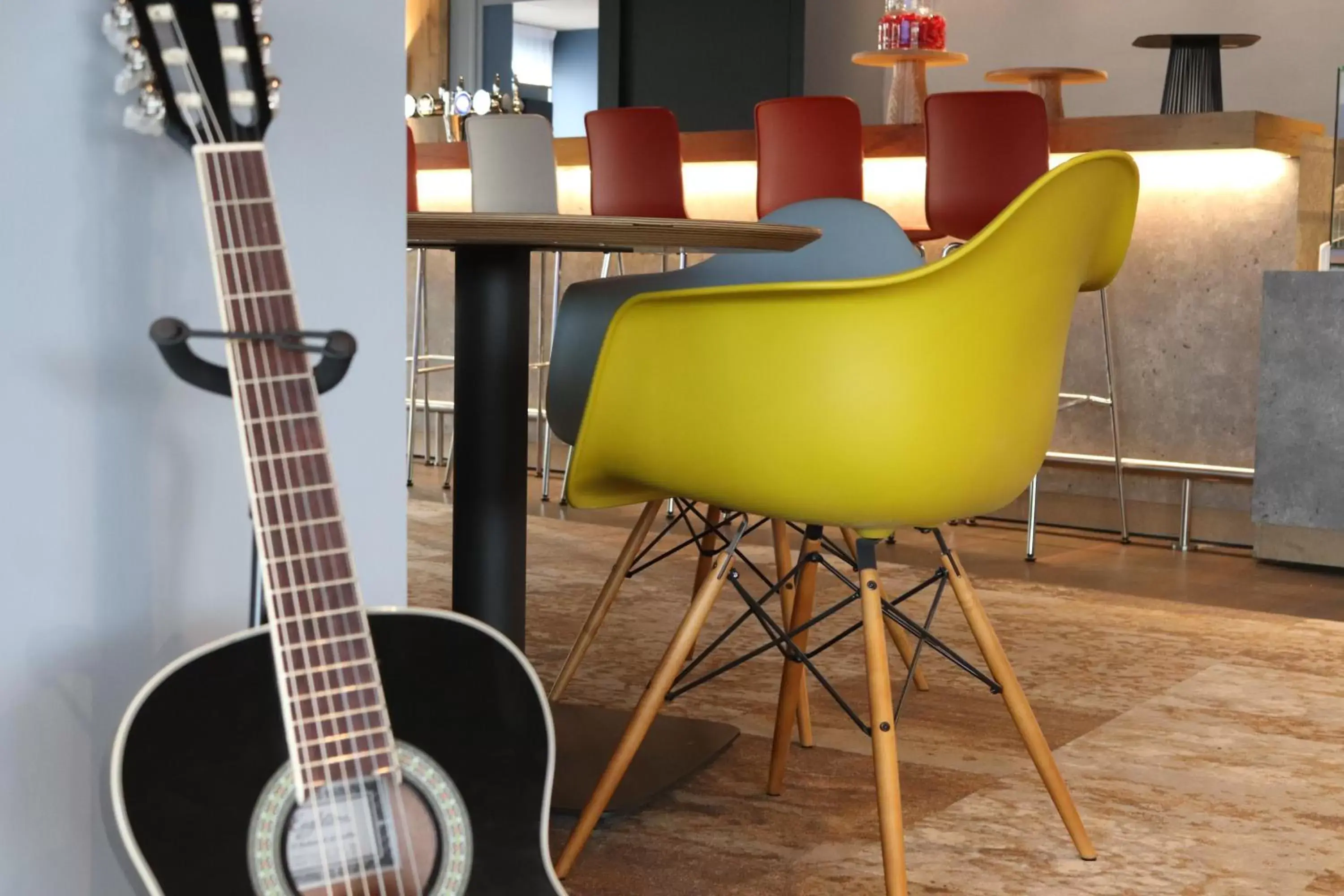 Lounge or bar in ibis Melun Lounge or bar in ibis Melun