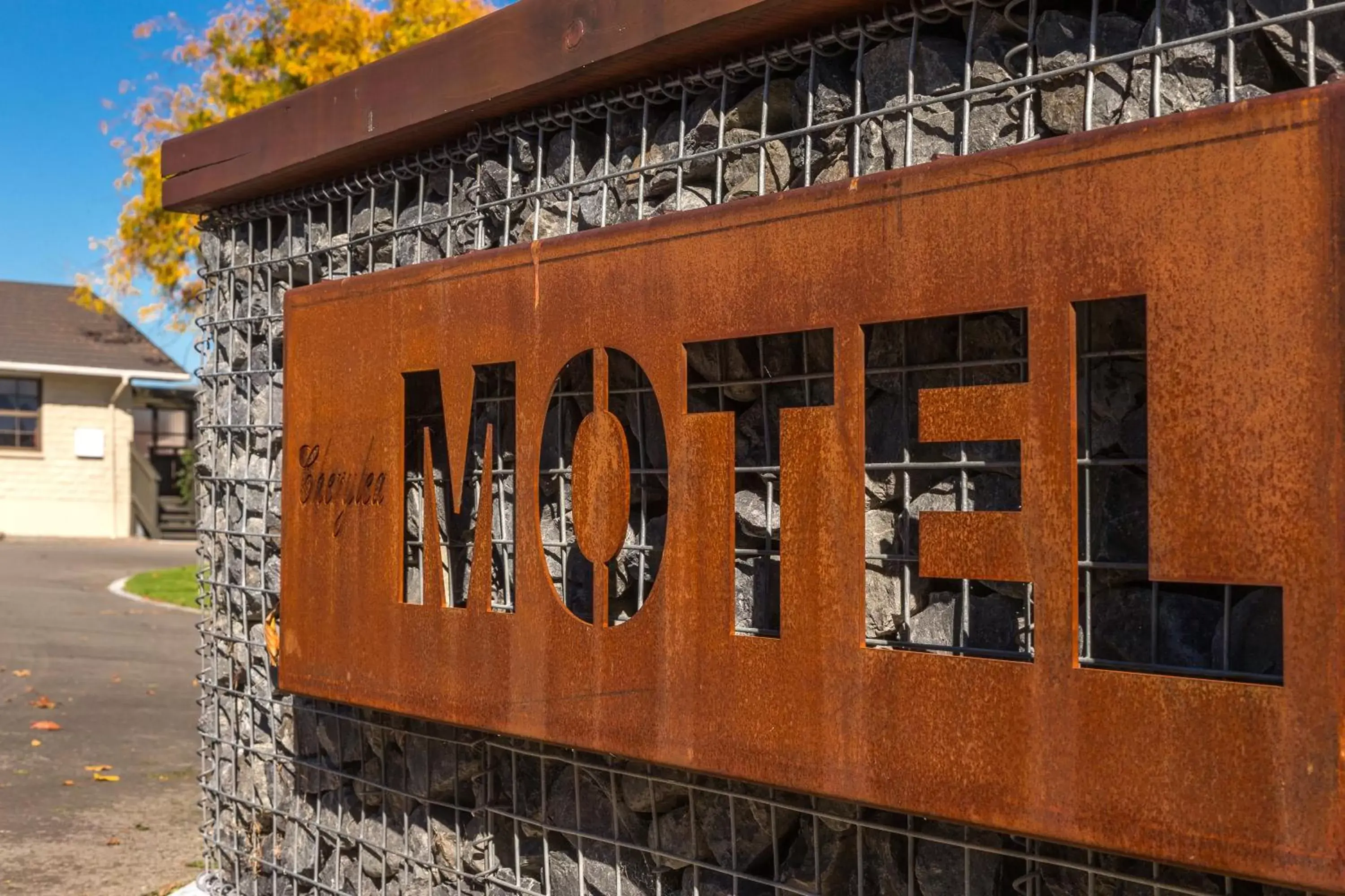 Property Logo/Sign in Cherylea Motel