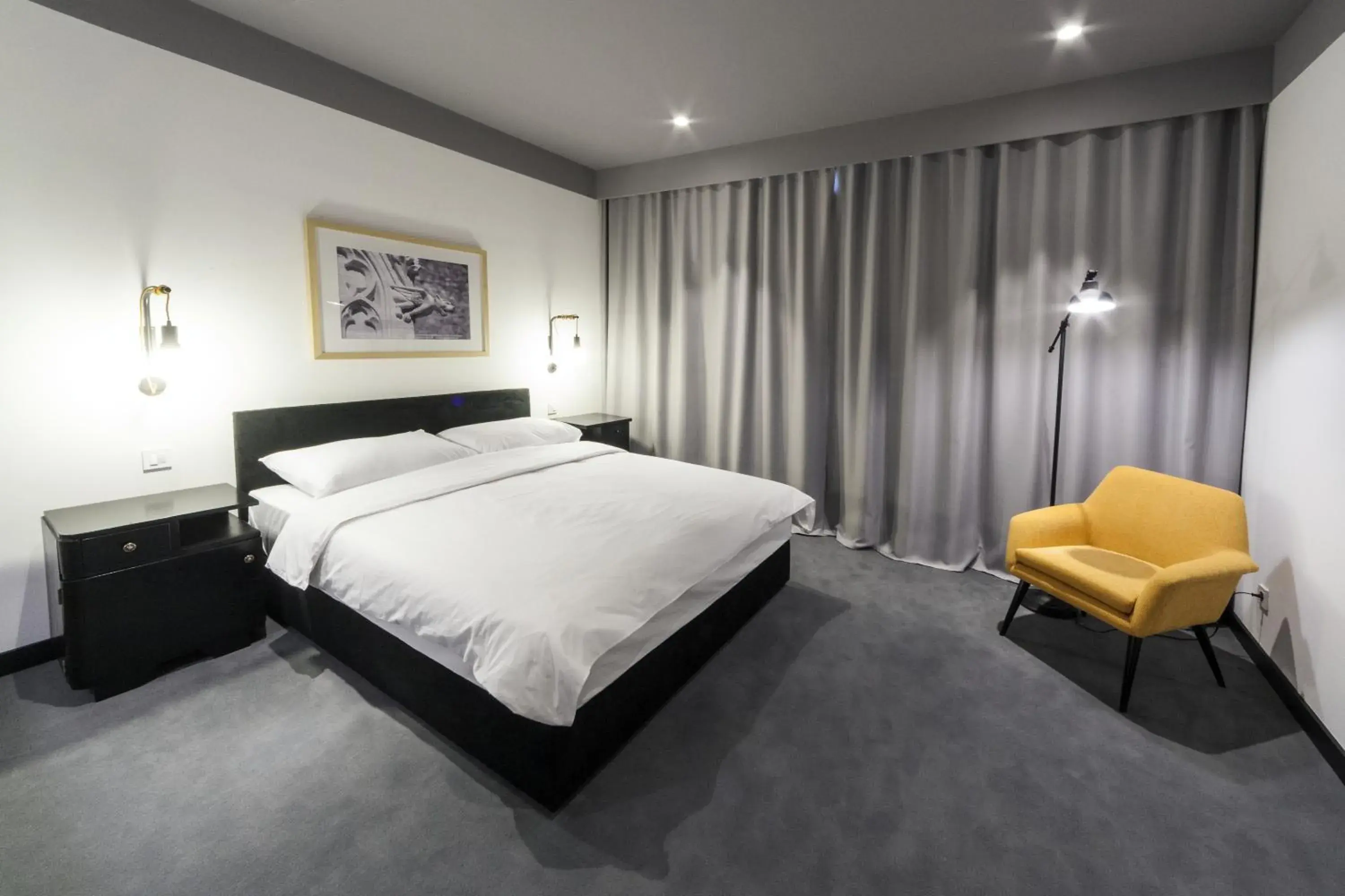 Bedroom, Bed in The Loop Hotel