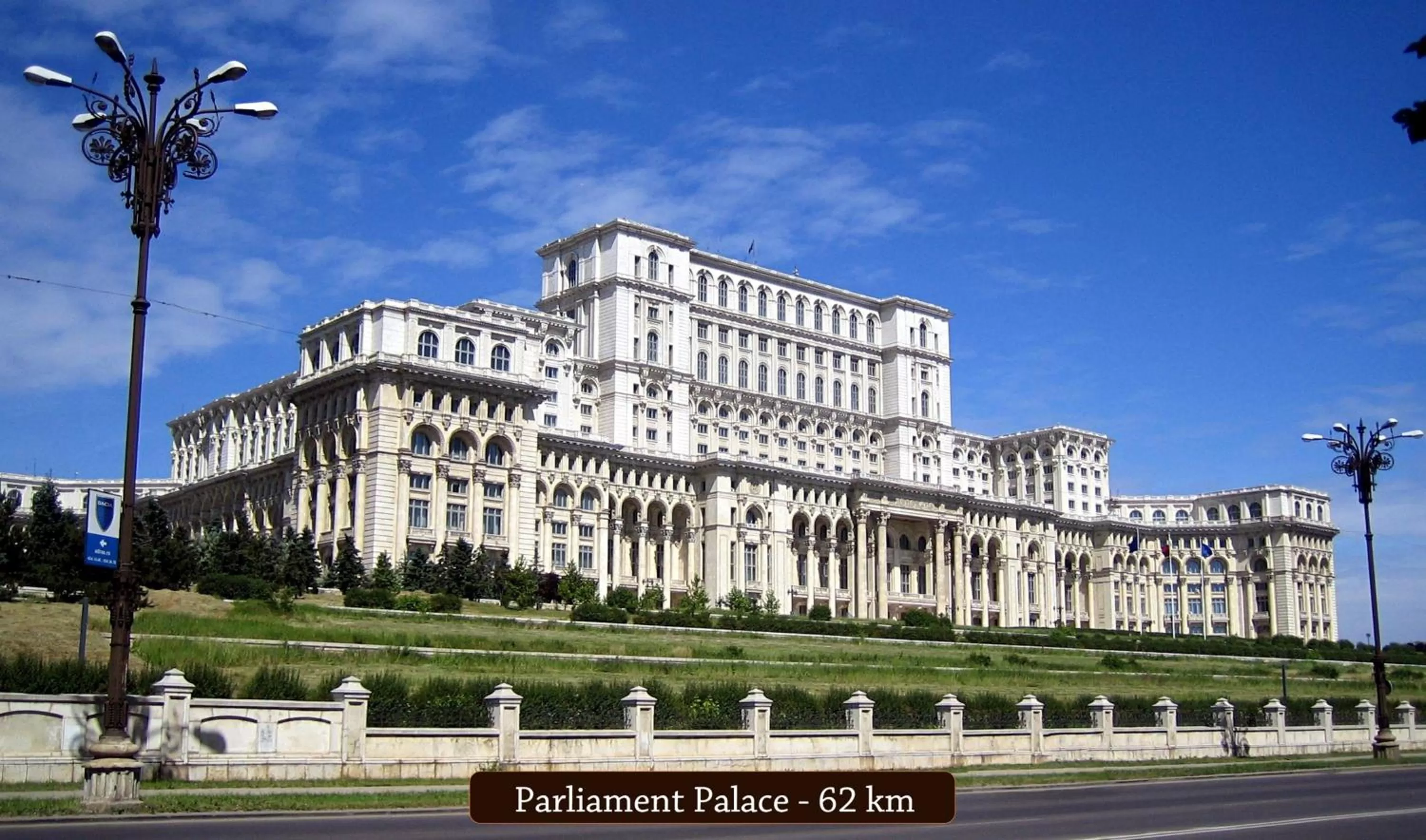 Property building in Hotel Central