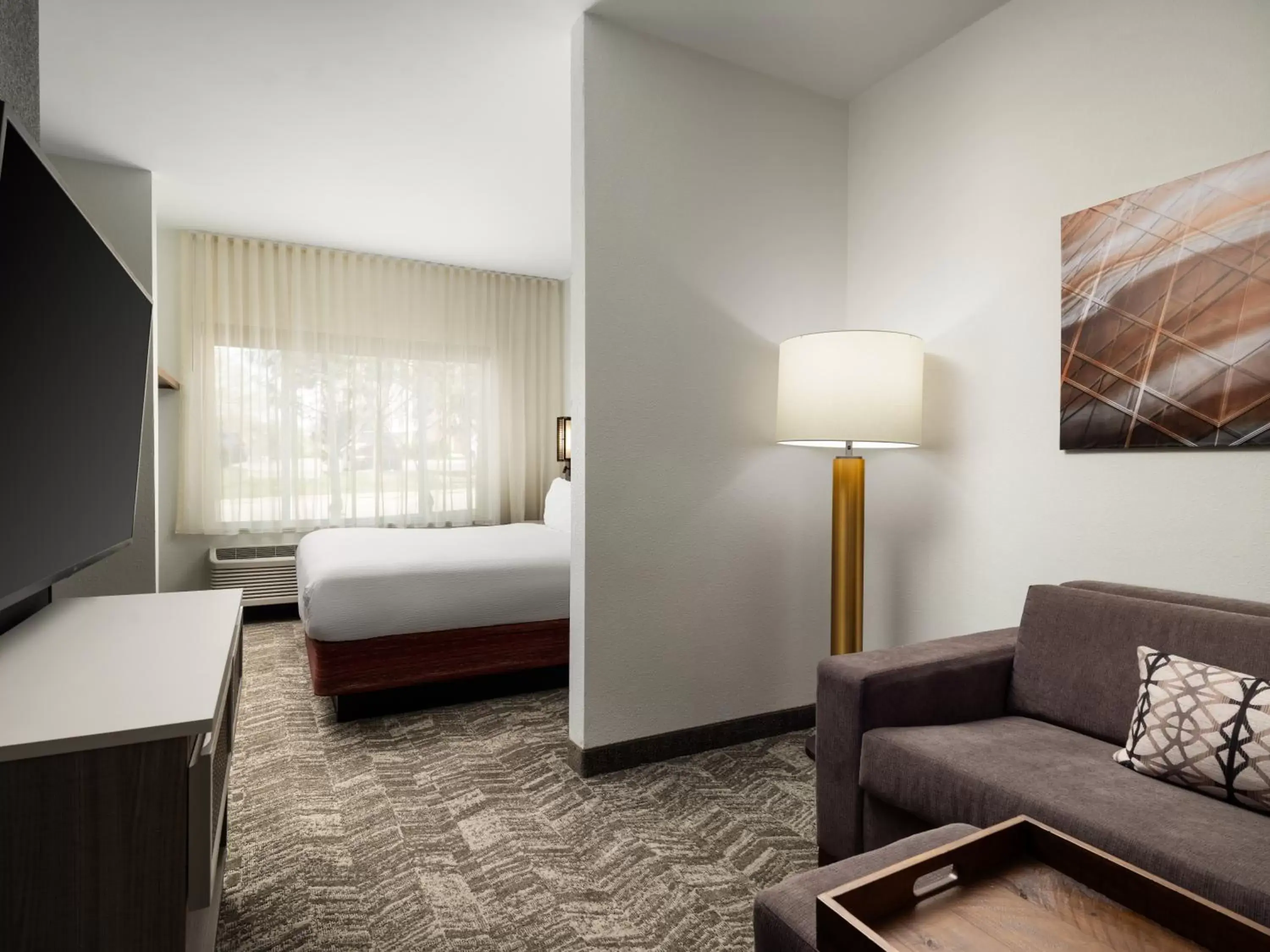 Bed, Seating Area in SpringHill Suites Kansas City Overland Park