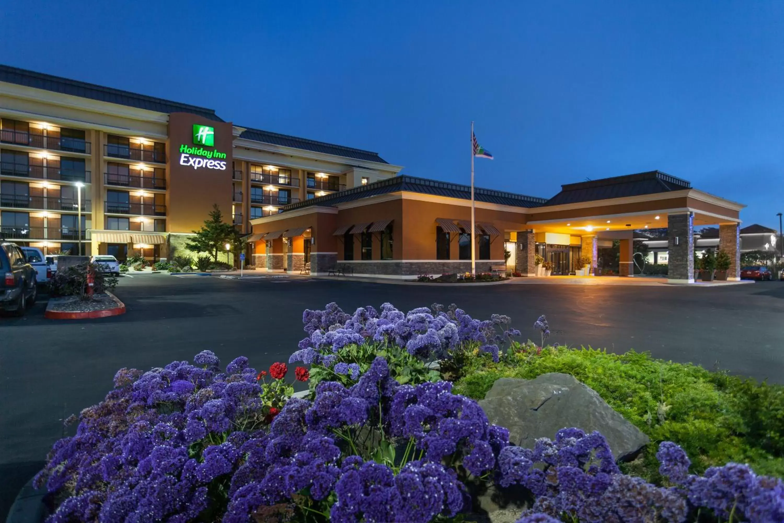 Property Building in Holiday Inn Express at Monterey Bay, an IHG Hotel