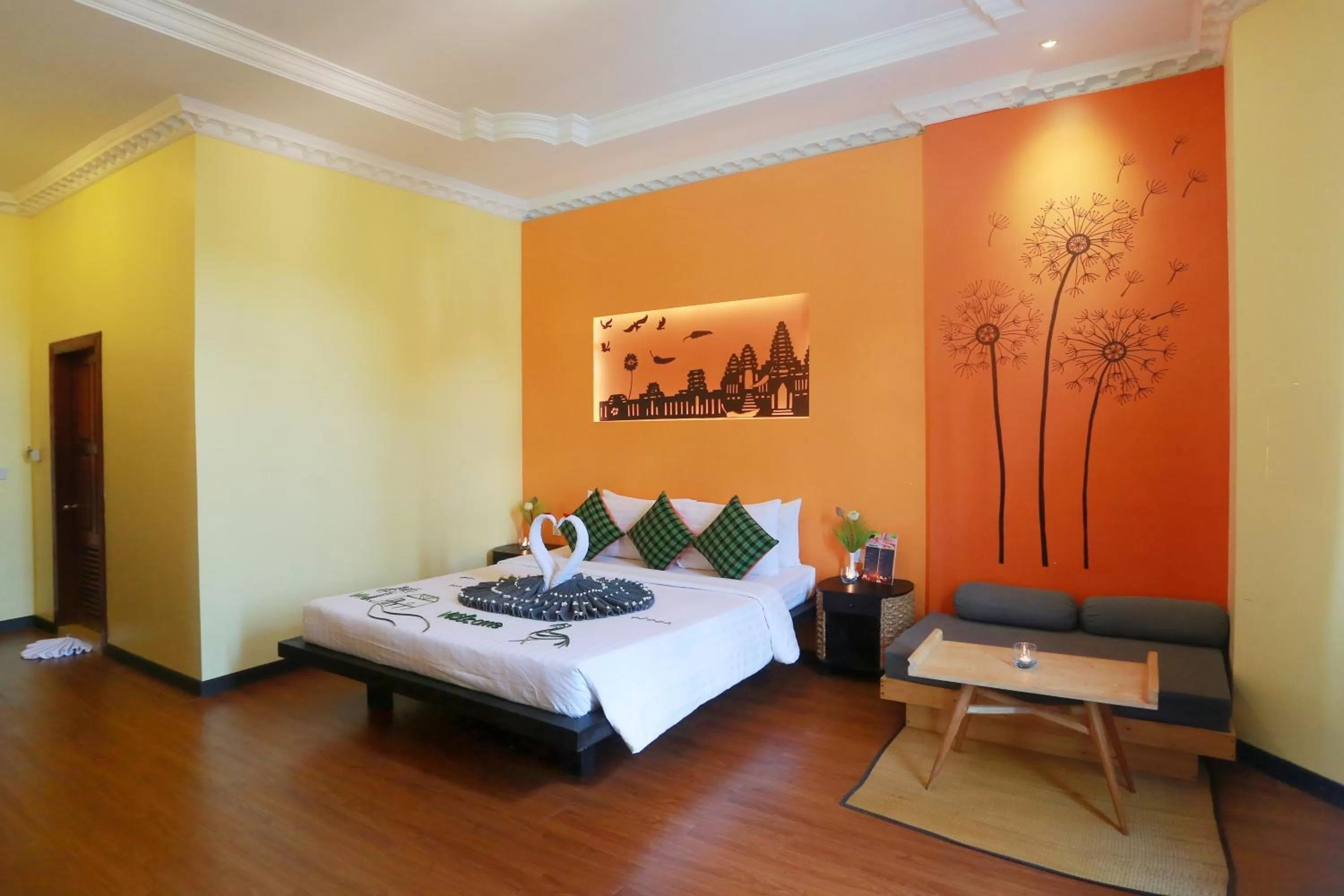 Bed in Central Indochine d'Angkor Hotel