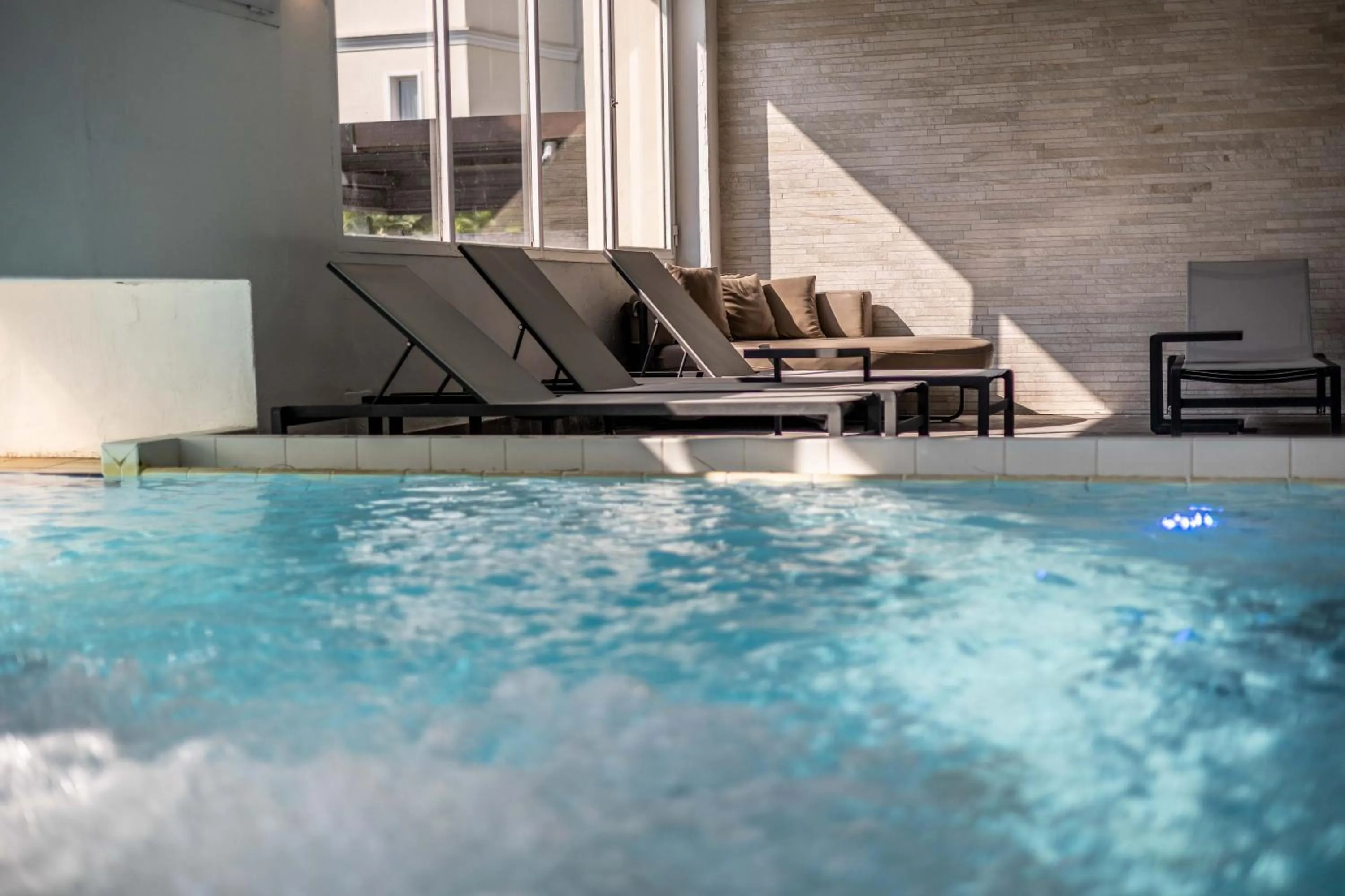 Swimming pool in Hotel Terme Milano