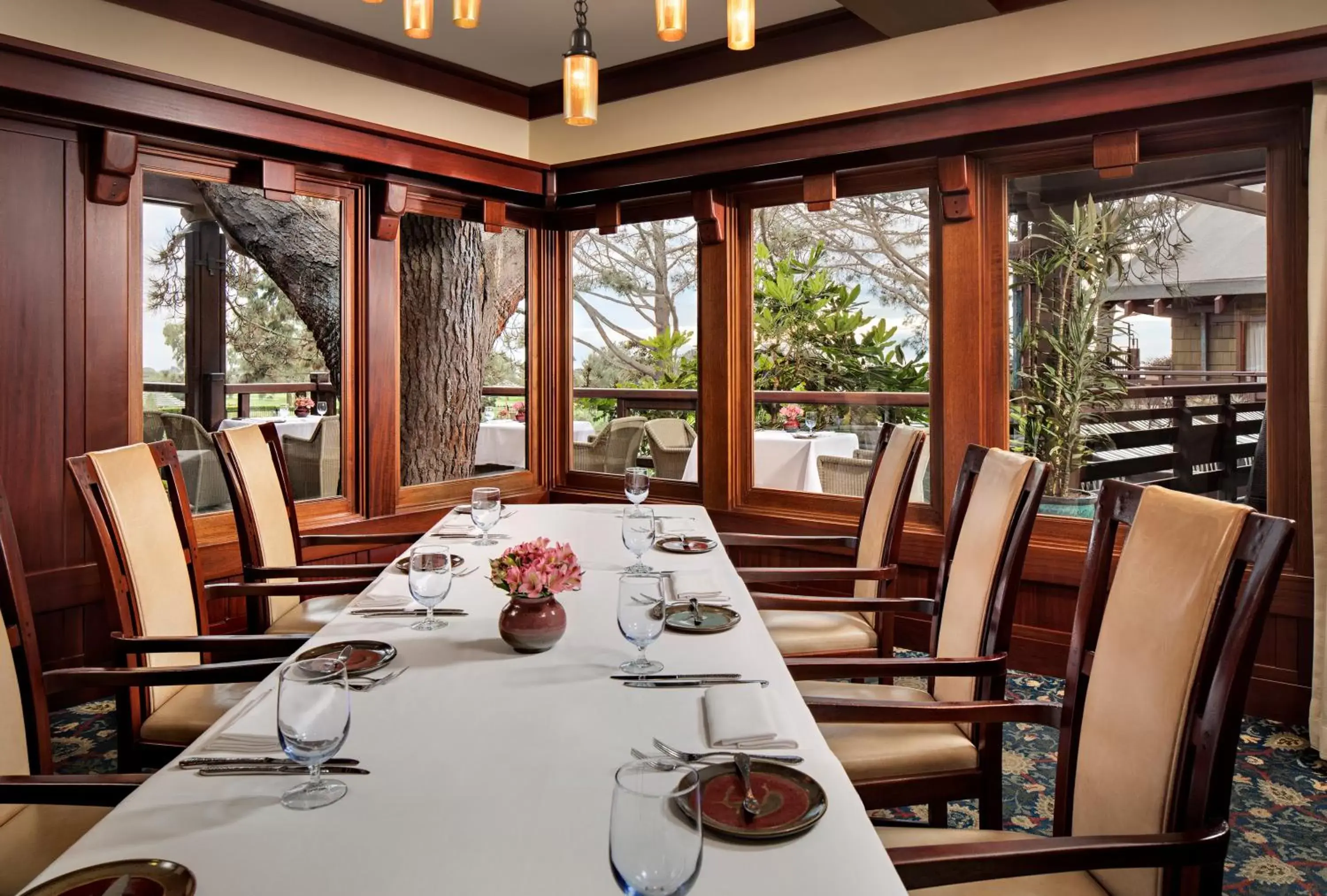 Restaurant/places to eat in The Lodge at Torrey Pines