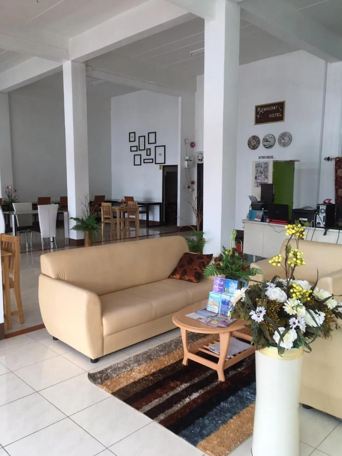 Bathroom in Rueangrat Hotel