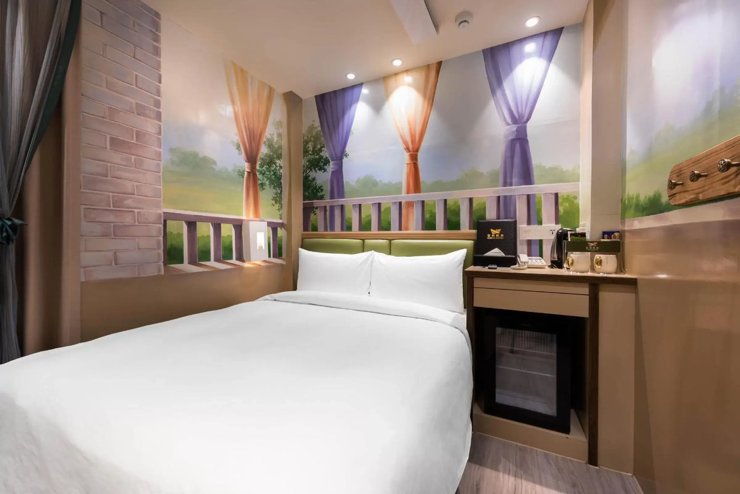 Photo of the whole room, Bed in Shichi Hotel Photo of the whole room, Bed in Shichi Hotel