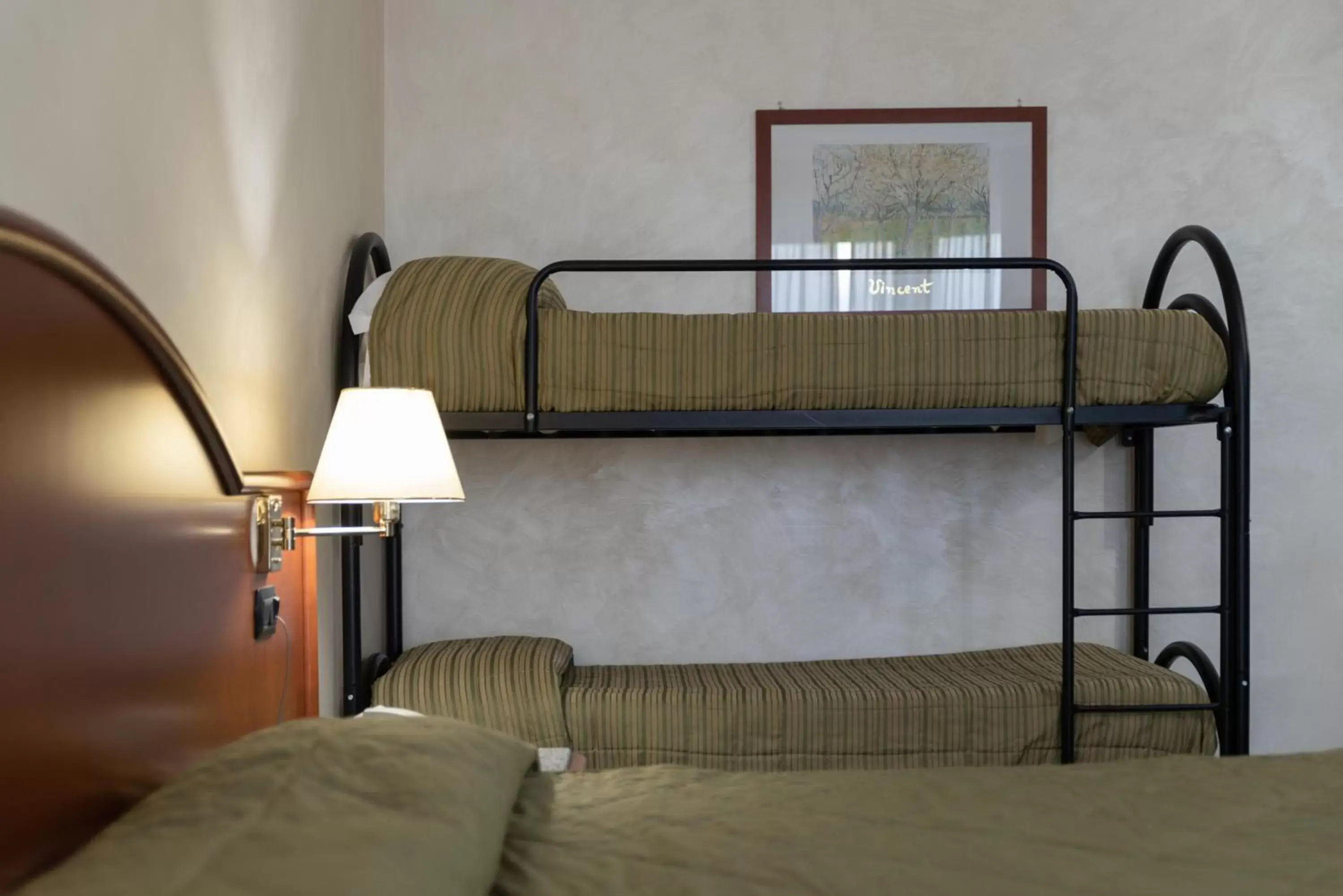 Bunk Bed in Edra Palace Hotel & Ristorante