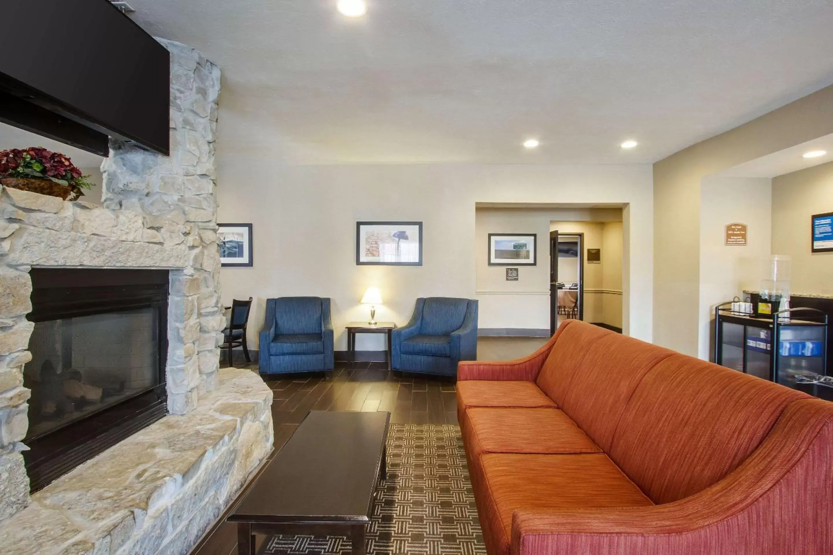 Lobby or reception, Seating Area in Comfort Inn & Suites Bellevue - Omaha Offutt AFB