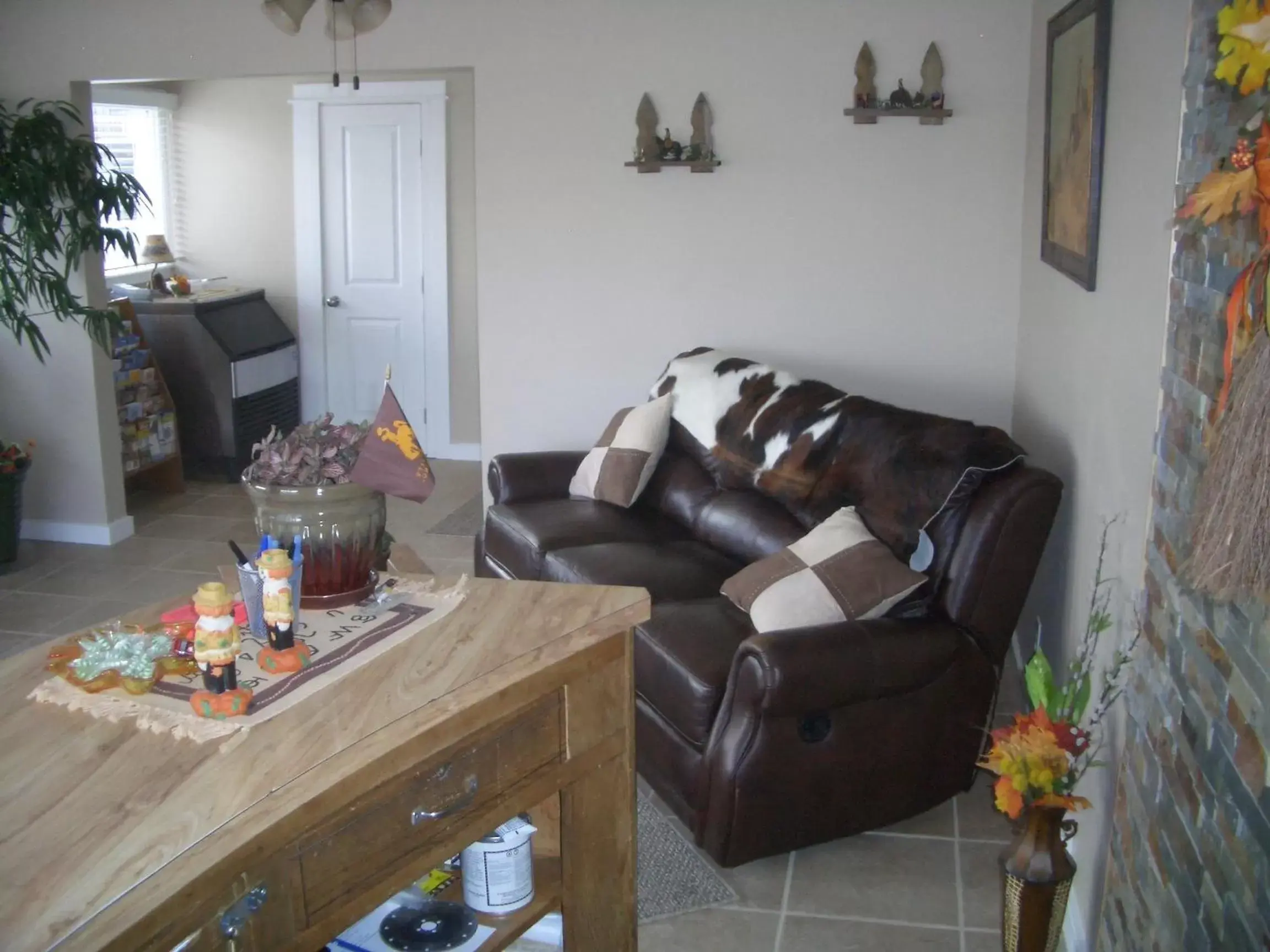 Lobby or reception, Seating Area in Laramie Valley Inn