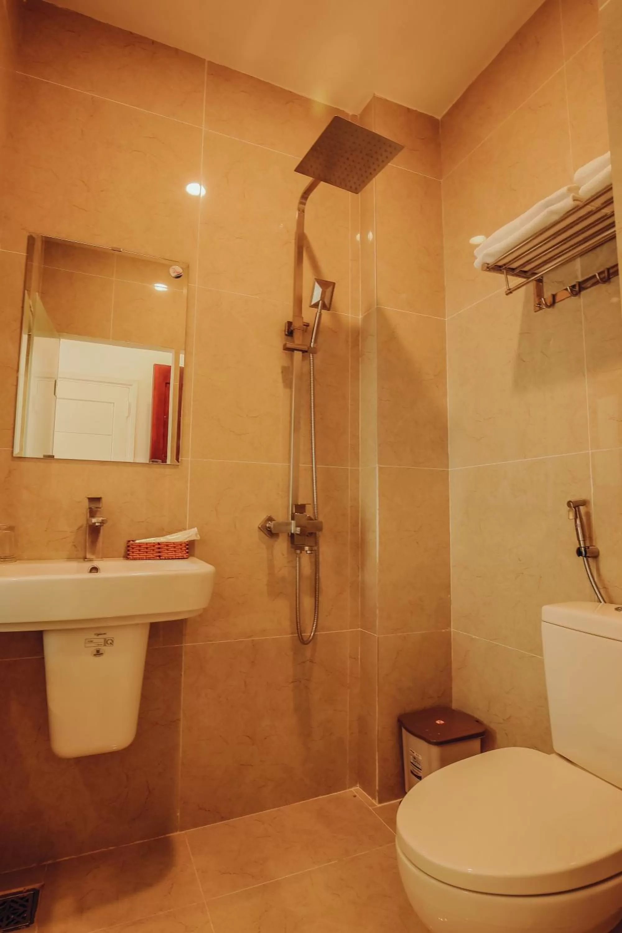 Toilet in Ngàn Phố Studio & Love Hotel