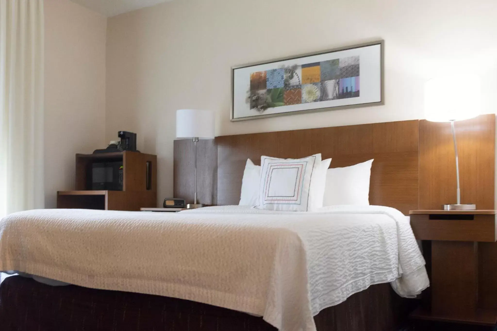 Bed in Okatie Hilton Head Hotel Bed in Okatie Hilton Head Hotel