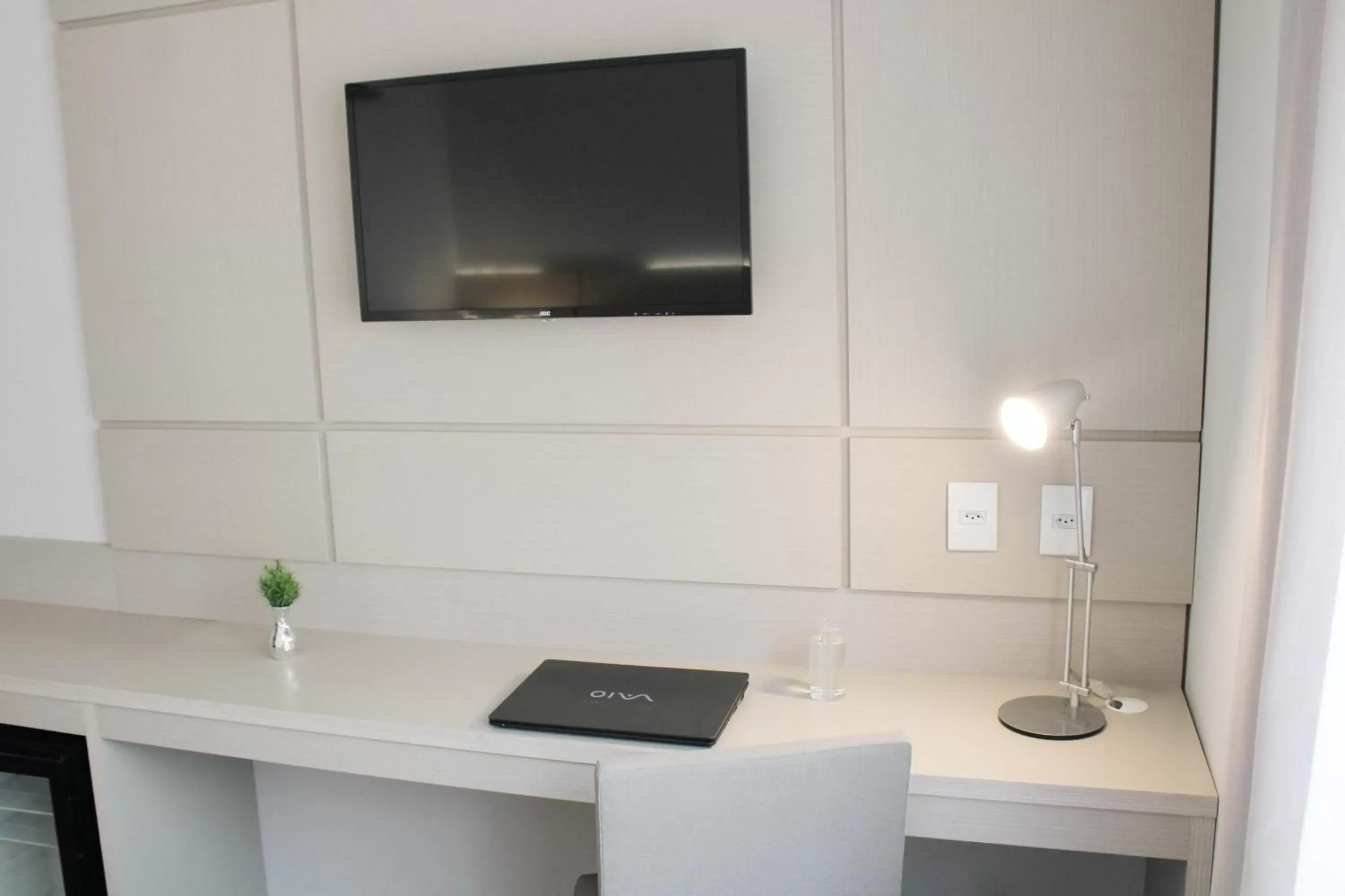 TV and multimedia in Samba Tres Rios TV and multimedia in Samba Tres Rios