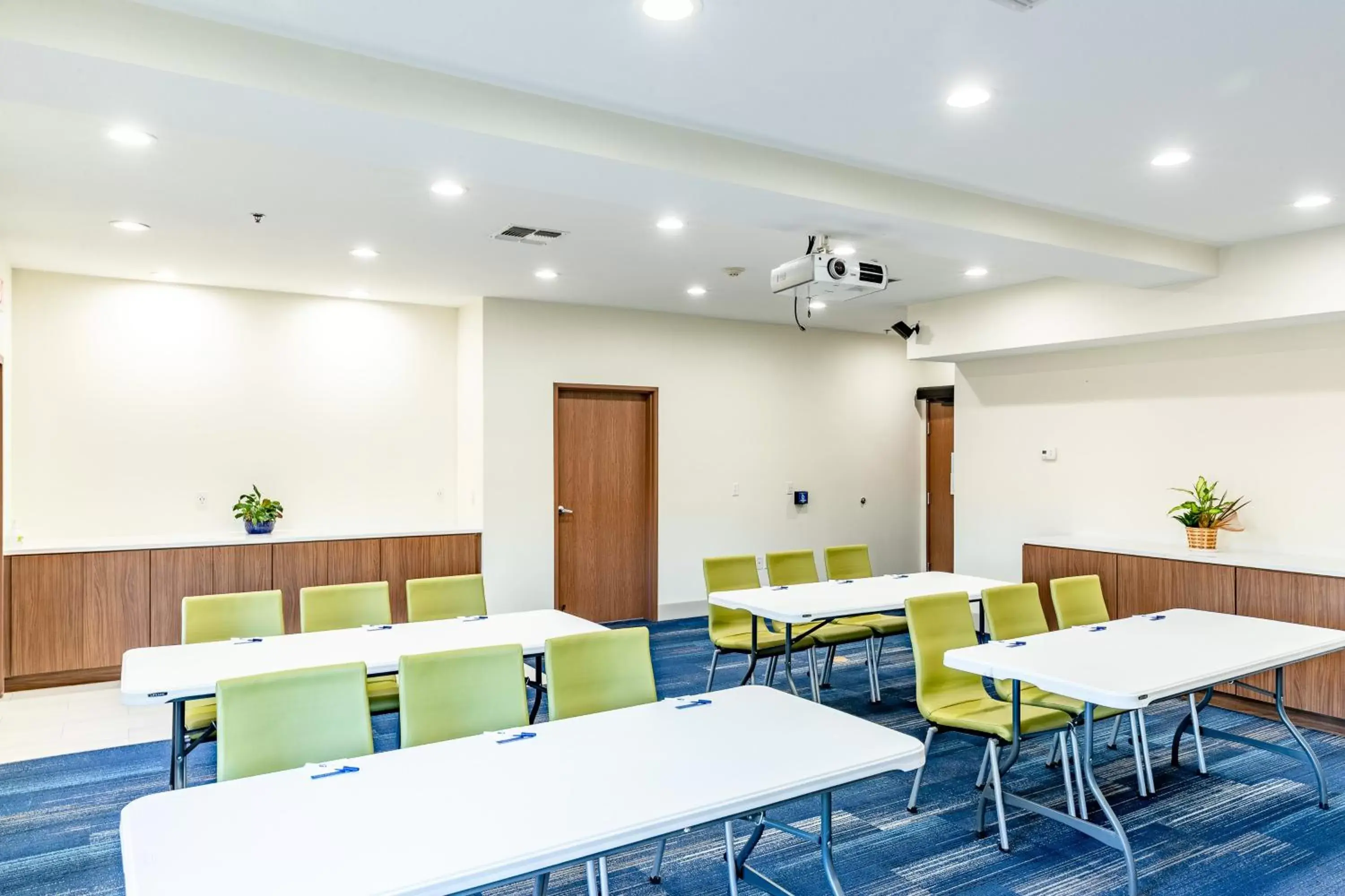 Meeting/conference room, Business Area/Conference Room in Holiday Inn Express Hereford, an IHG Hotel