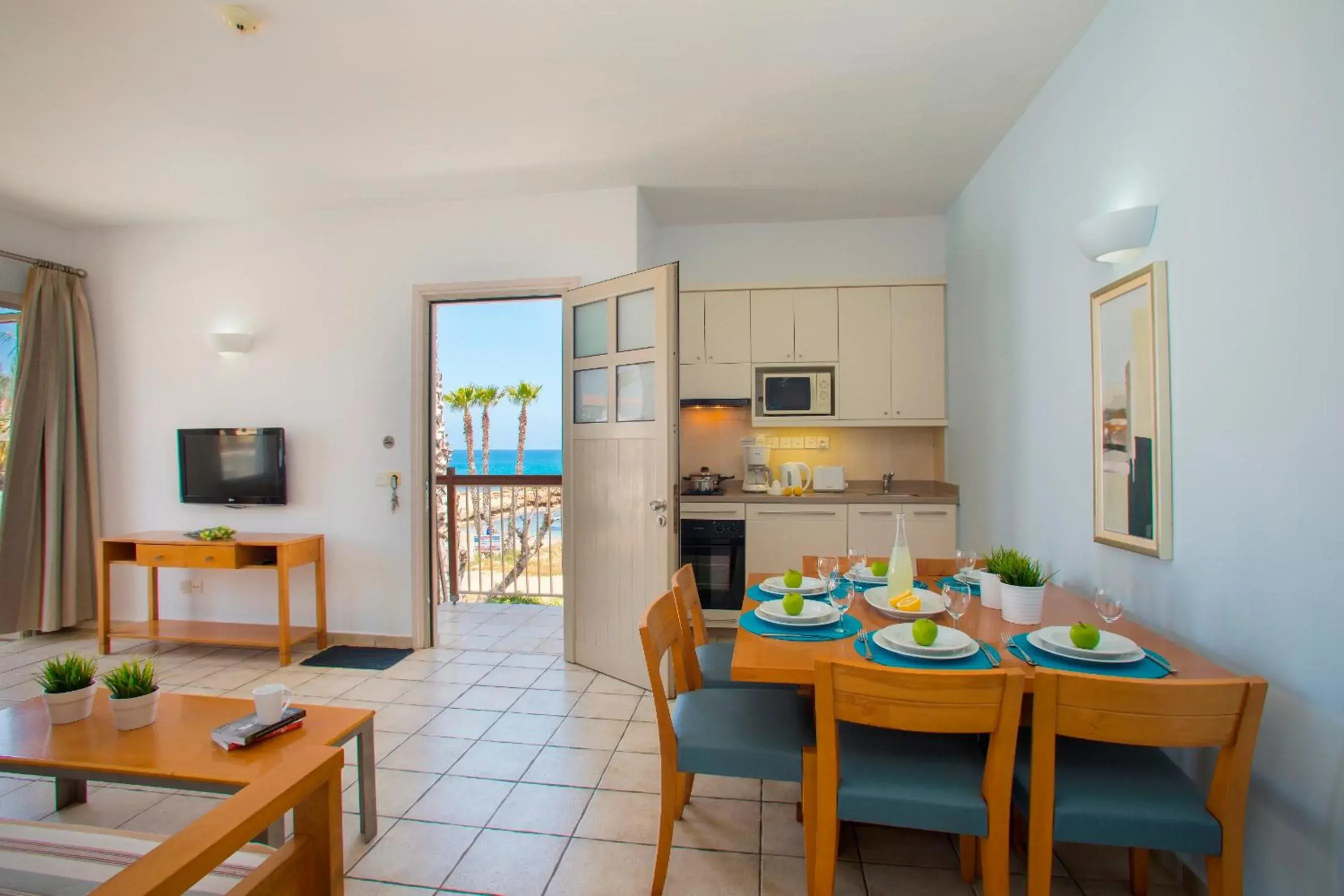 One-Bedroom Suite with Side Sea View in Louis Althea Beach One-Bedroom Suite with Side Sea View in Louis Althea Beach