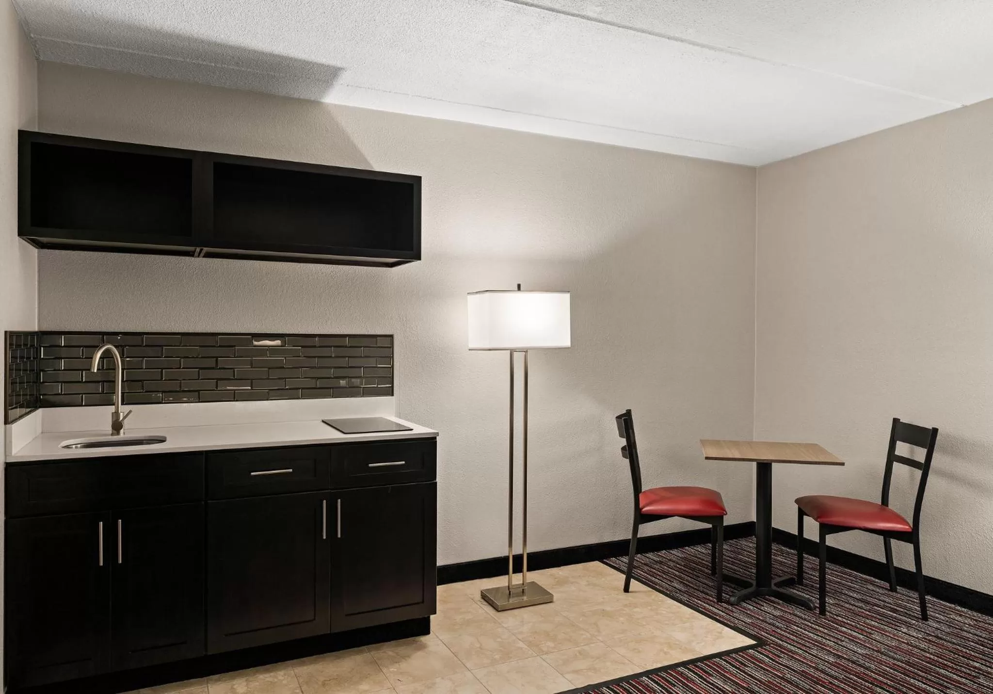 Kitchen or kitchenette in Red Roof Inn Reading