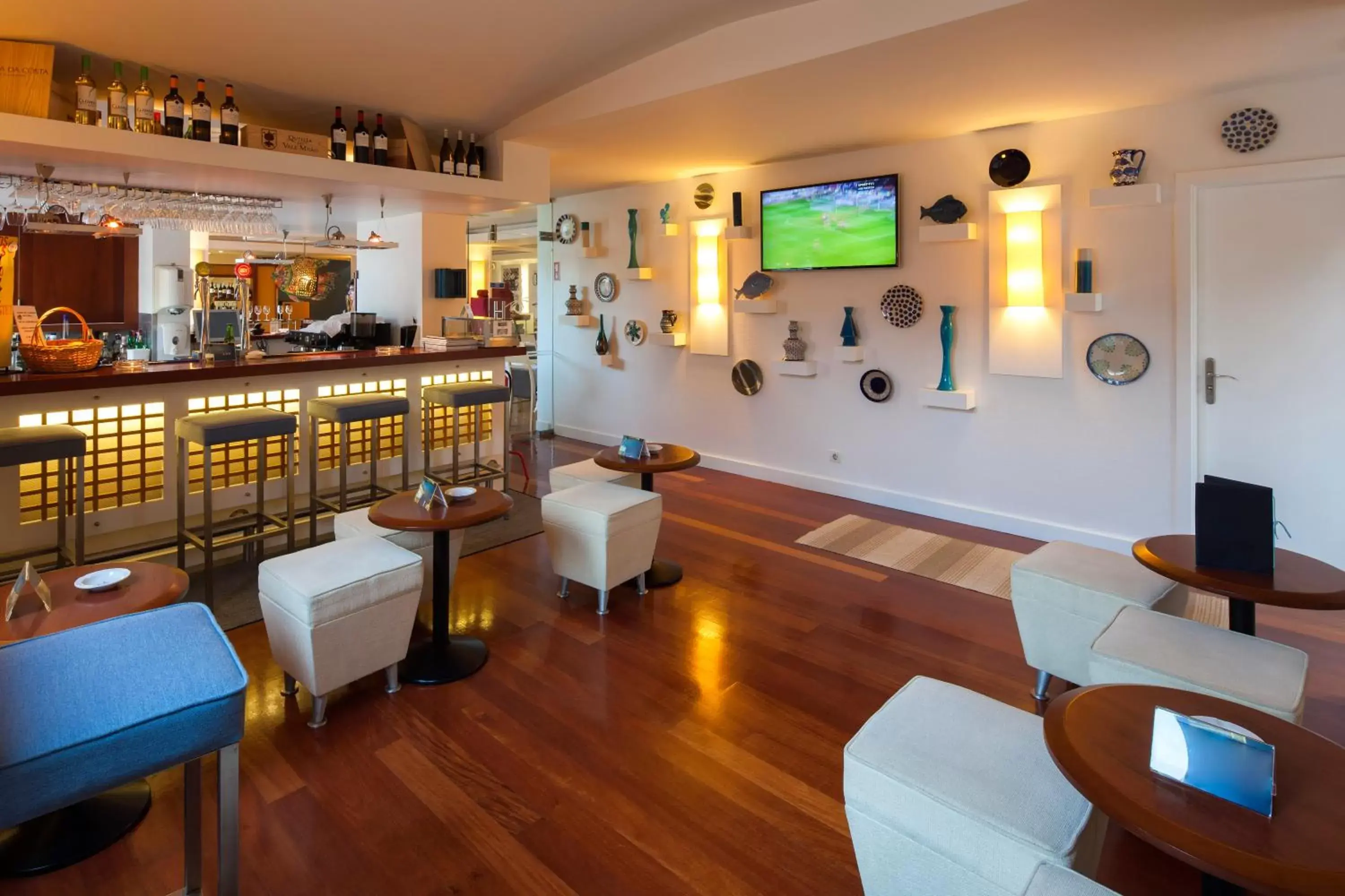 Lounge or bar in Costa d'Oiro Ambiance Village